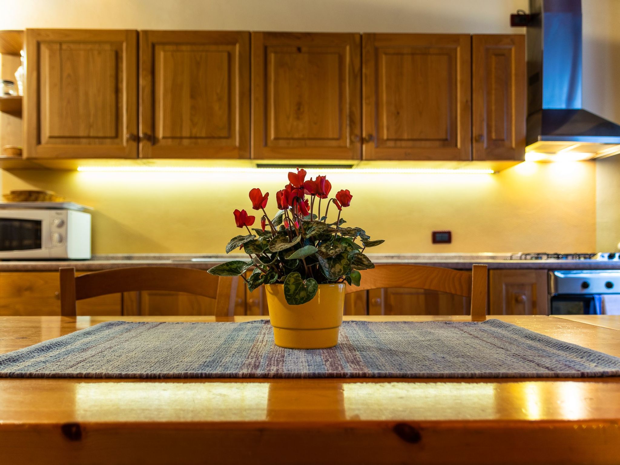 Dreistöckiges Apartment in einem historischen Gebäude-Binnen