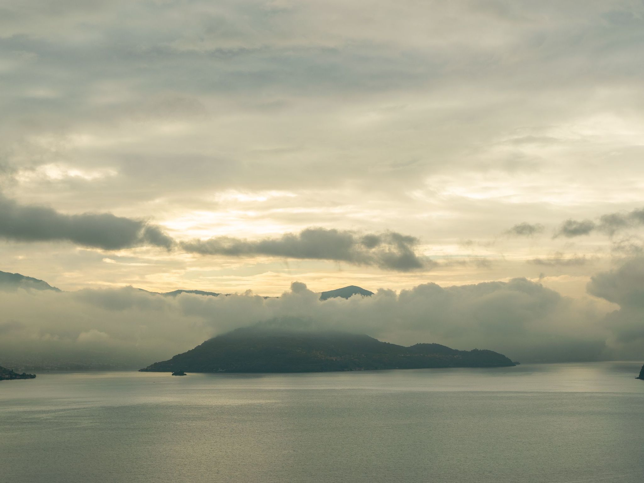 Studio-Apartment mit Balkon mit Seeblick und Zugang zum Garten-Binnen