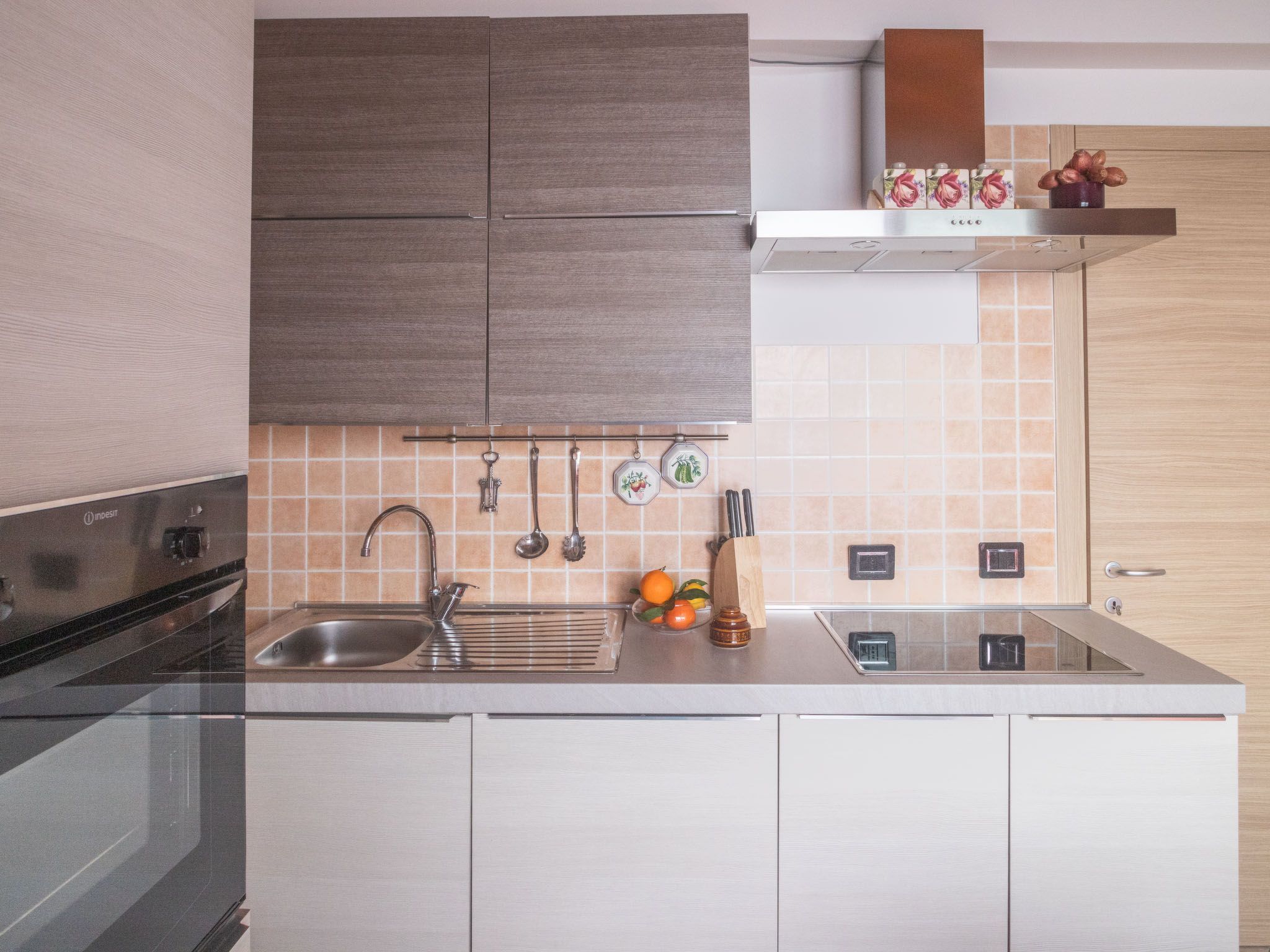 Terrazza a Lago - Zweizimmerwohnung mit Terrasse und Schwimmbad-Binnen