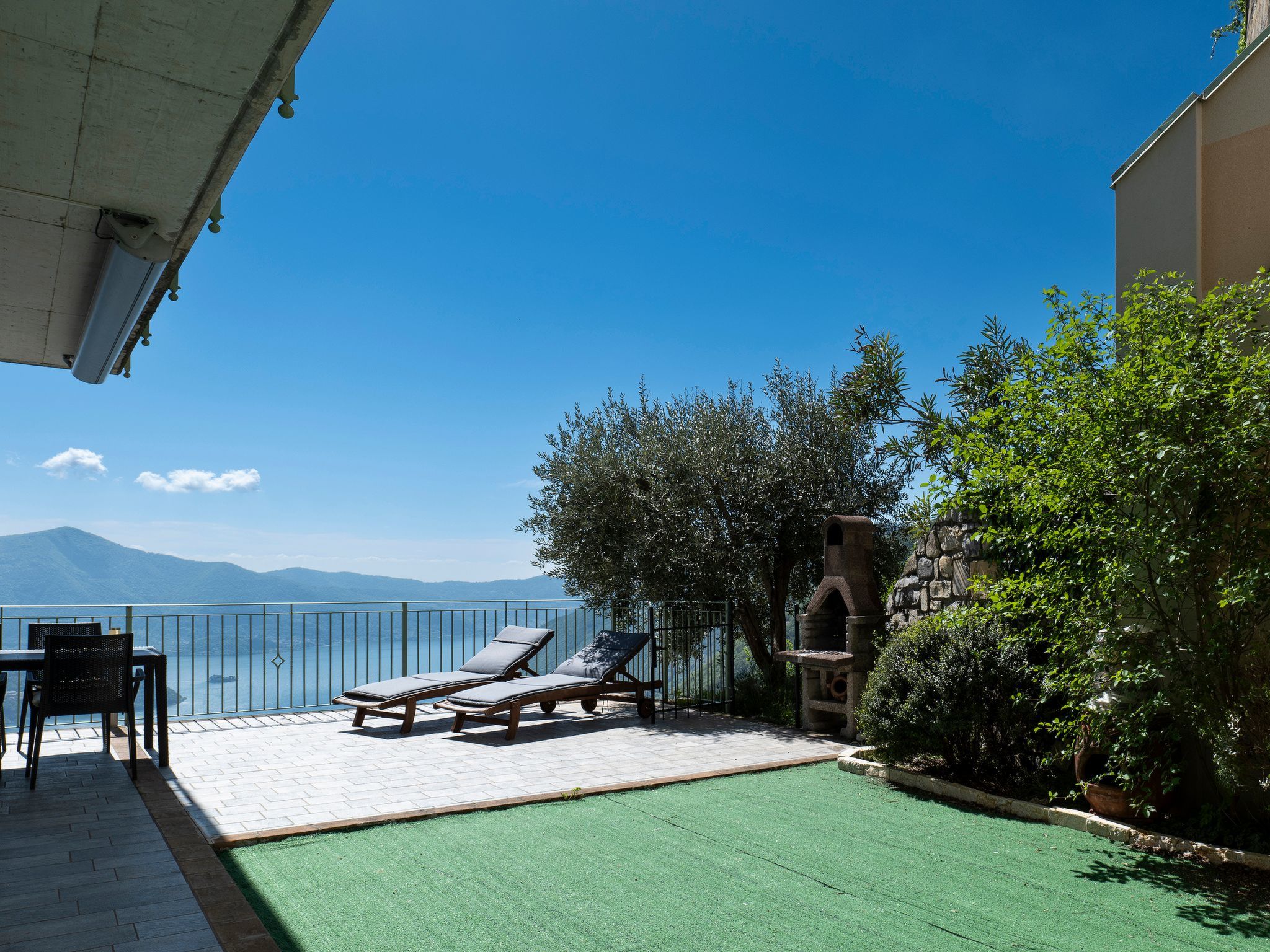 Mantegna - garten mit seeblick und schwimmbad - Image 2