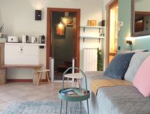 Oasi Azzurra: Ruim appartement met terras aan het Iseomeer - thumbnail 5