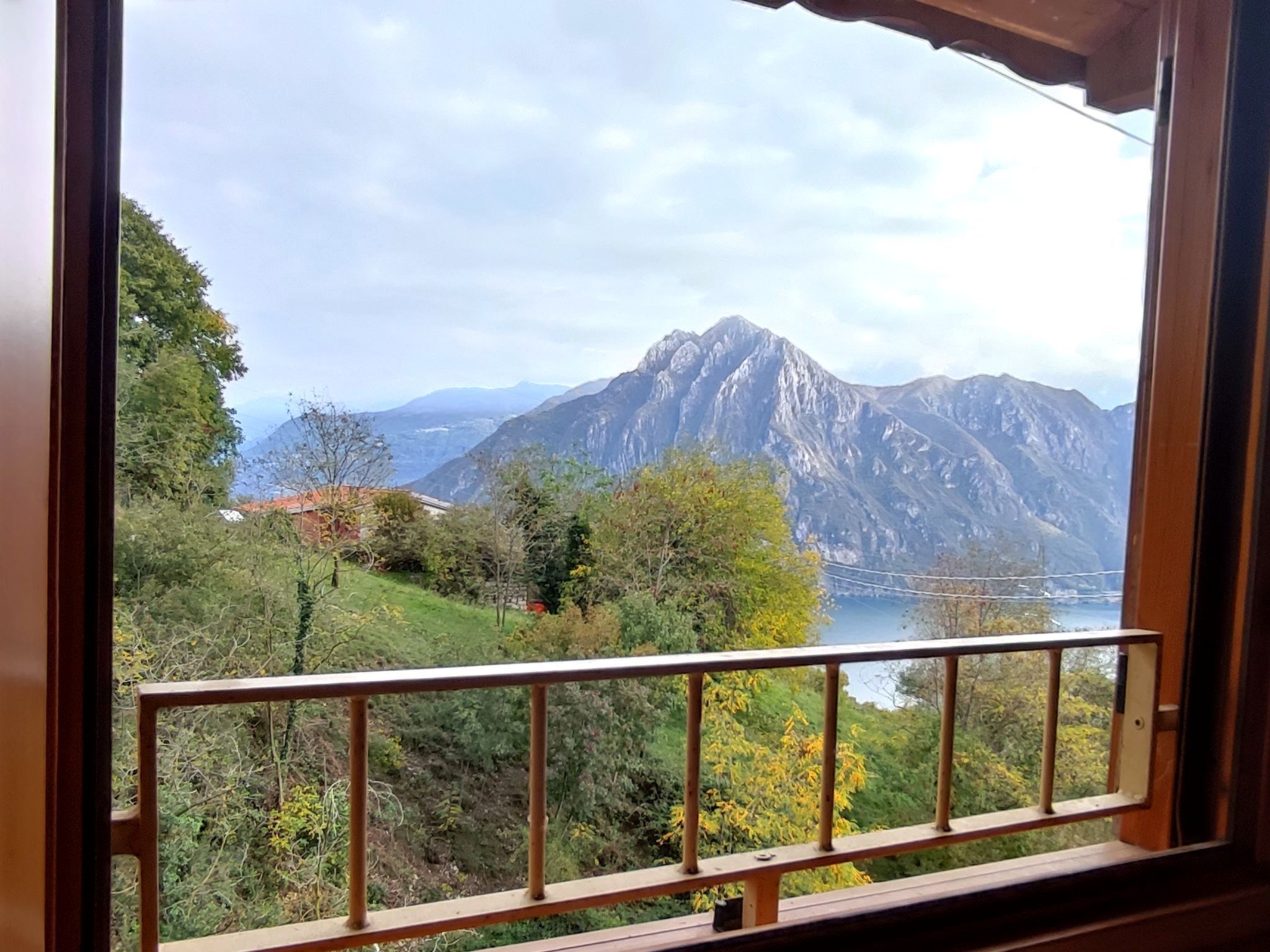 Oasi Azzurra - Drei-Zimmer-Wohnung in einer kleinen Villa mit Terrasse-Drinnen