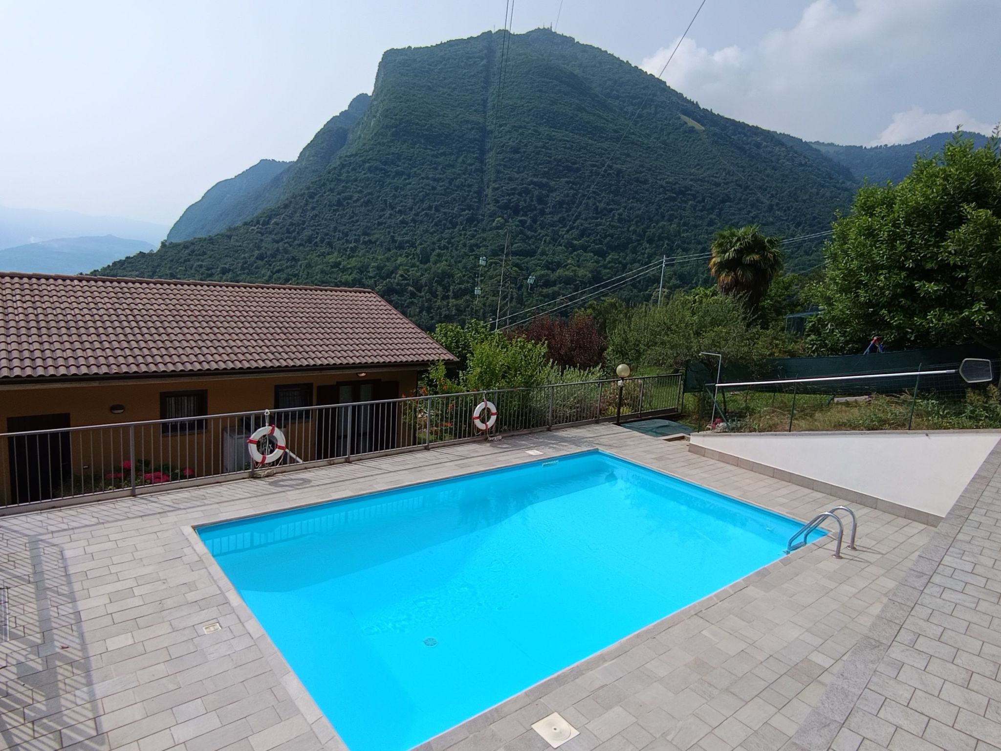 Le Terrazzwe - Drei-Zimmer-Wohnung mit Terrasse und Pool-Binnen