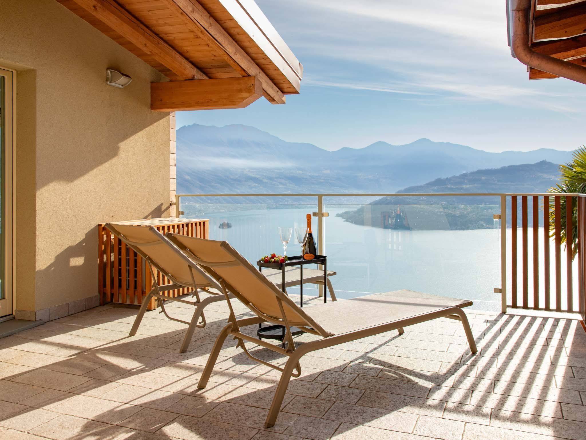 'Delfi' mit Pool-Binnen