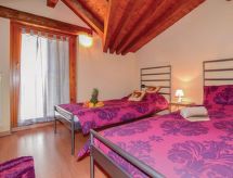 Soffio di Rugiada: sfeervol appartement met terras bij Iseomeer - thumbnail 5