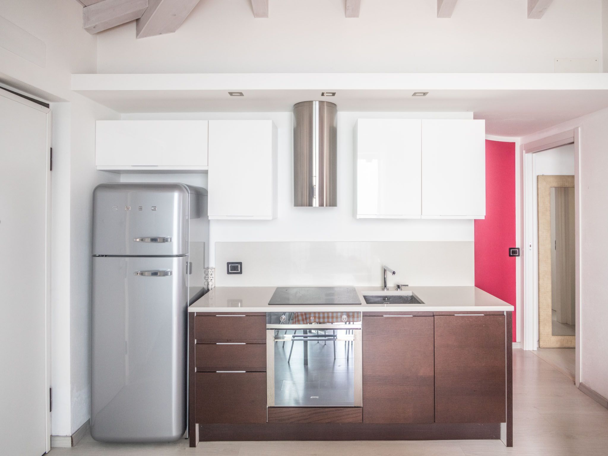 Beatrice - Haus mit Pool und Terrasse am Iseosee-Drinnen