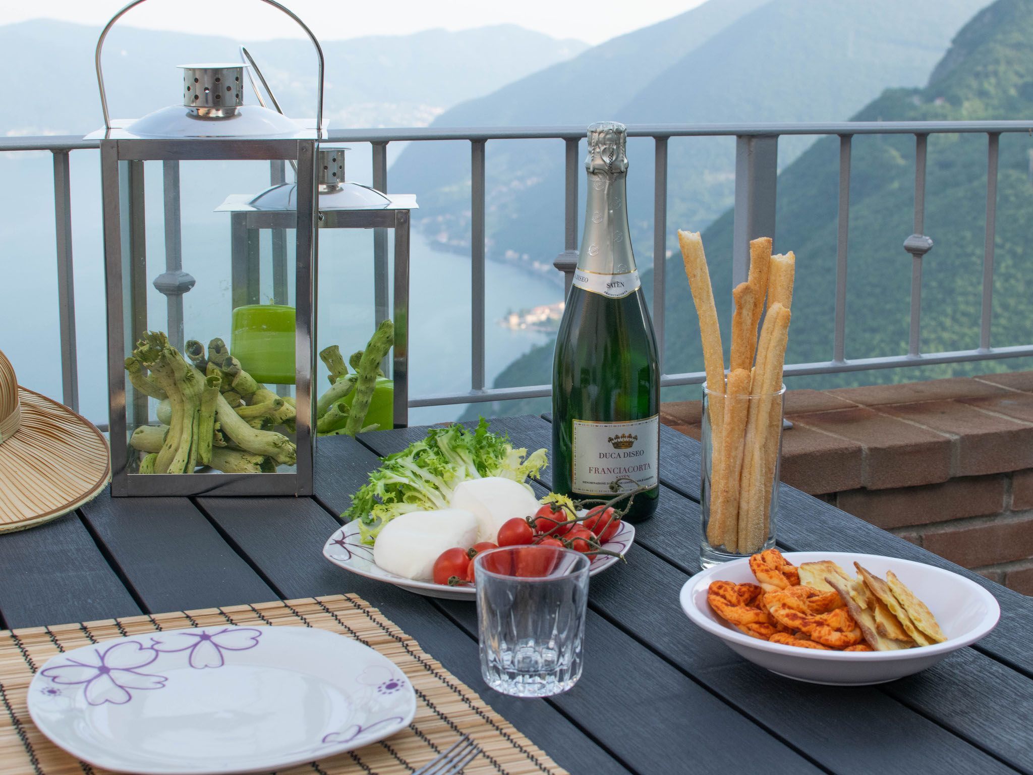 Wohnung mit Panaoramaterrasse und Pool-Drinnen