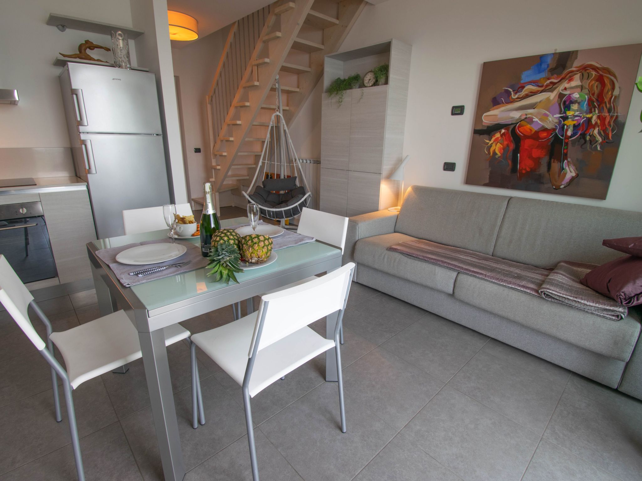 Terrazza a Lago - Dreizimmerwohnung mit Terrasse und Schwimmbad-Binnen