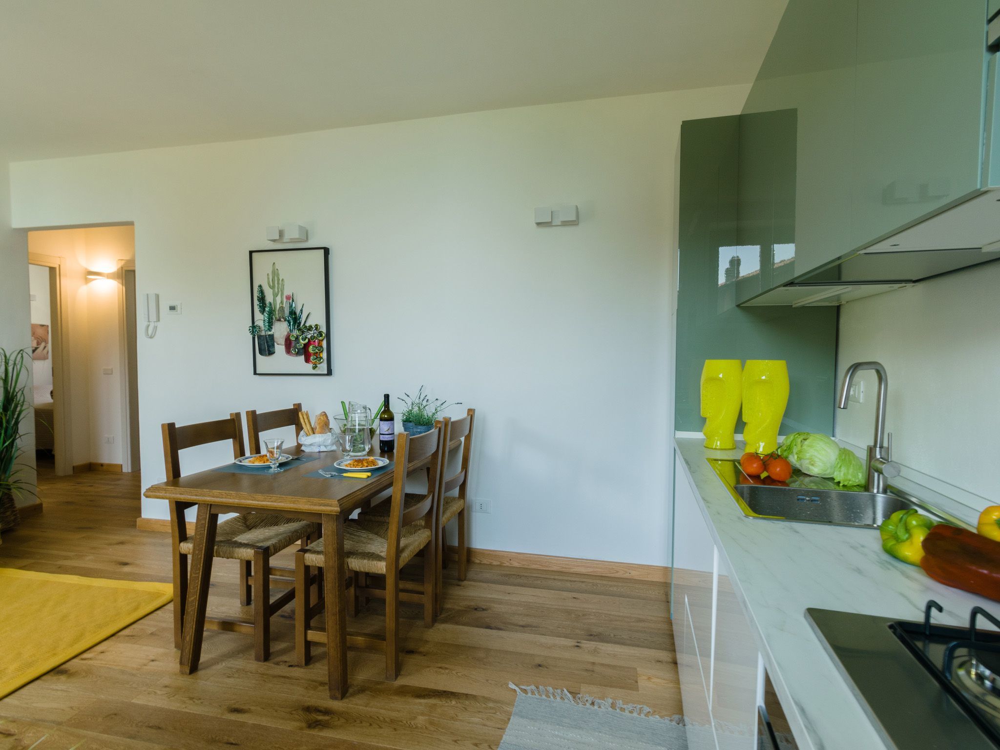 Wohnung 'Abstieg zum See' mit Wasserblick-Binnen