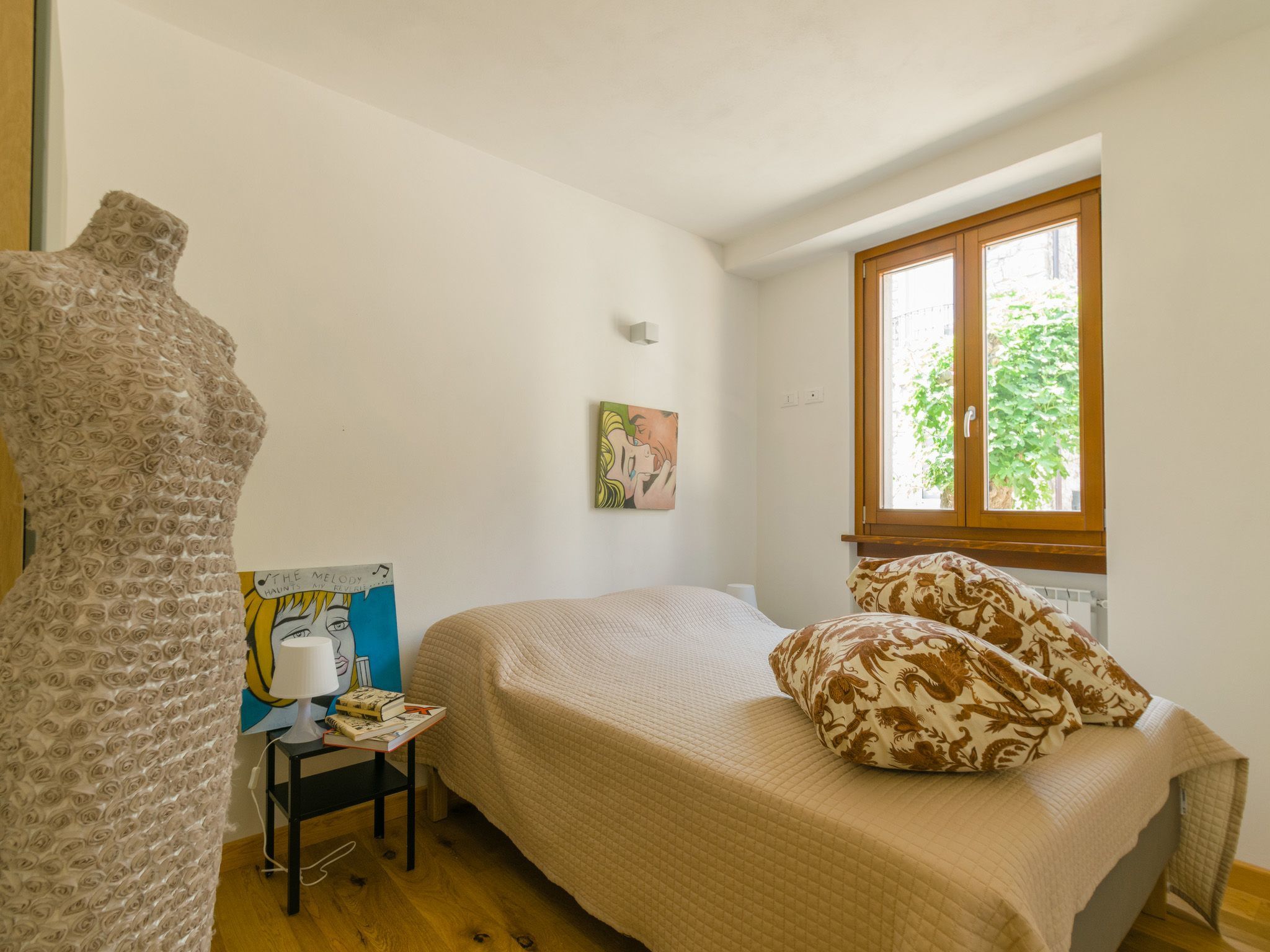 Wohnung 'Abstieg zum See' mit Wasserblick-Binnen