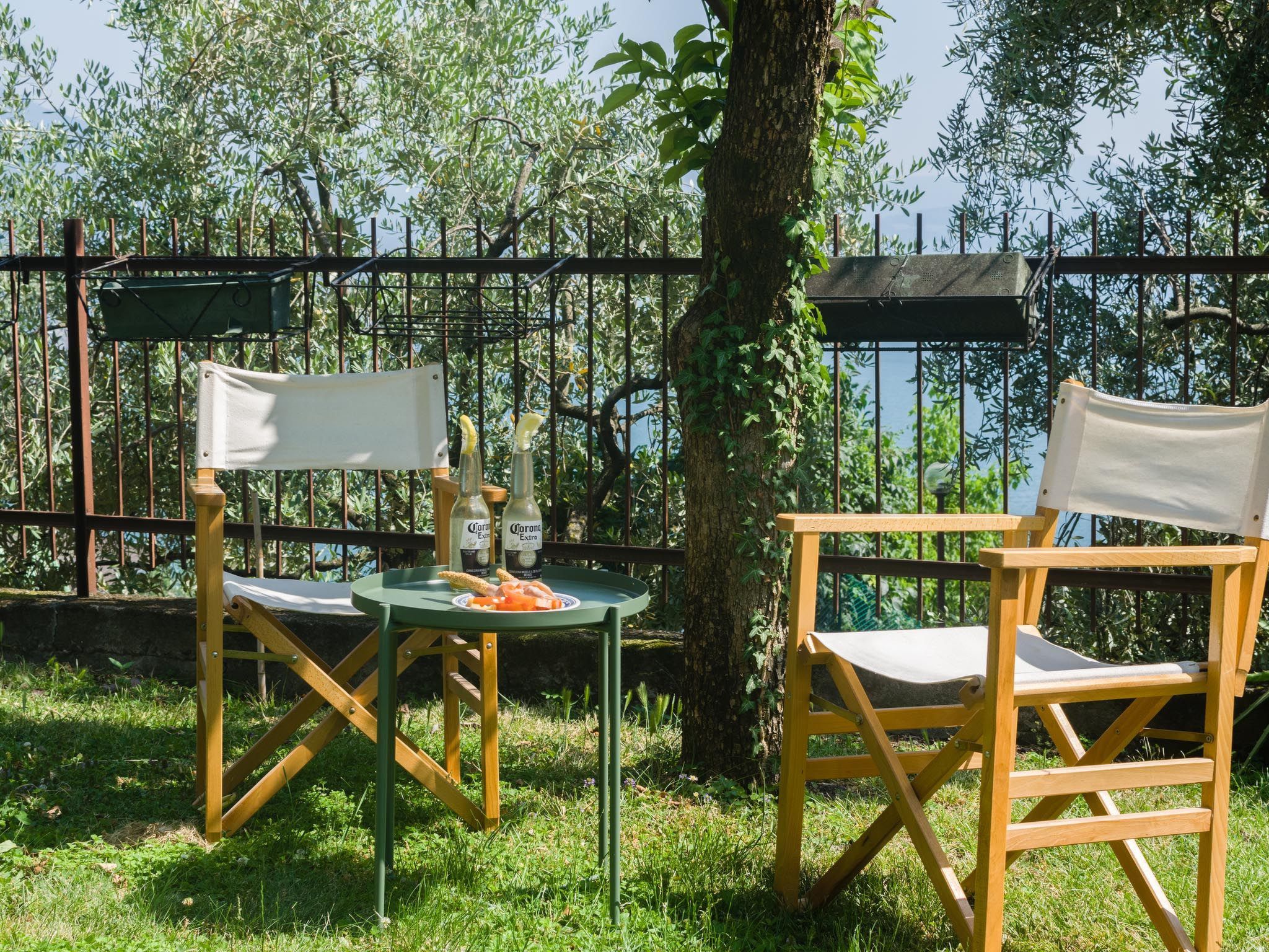 Wohnung 'Abstieg zum See' mit Wasserblick-Binnen