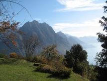 in Panoramalage in Solto Collina