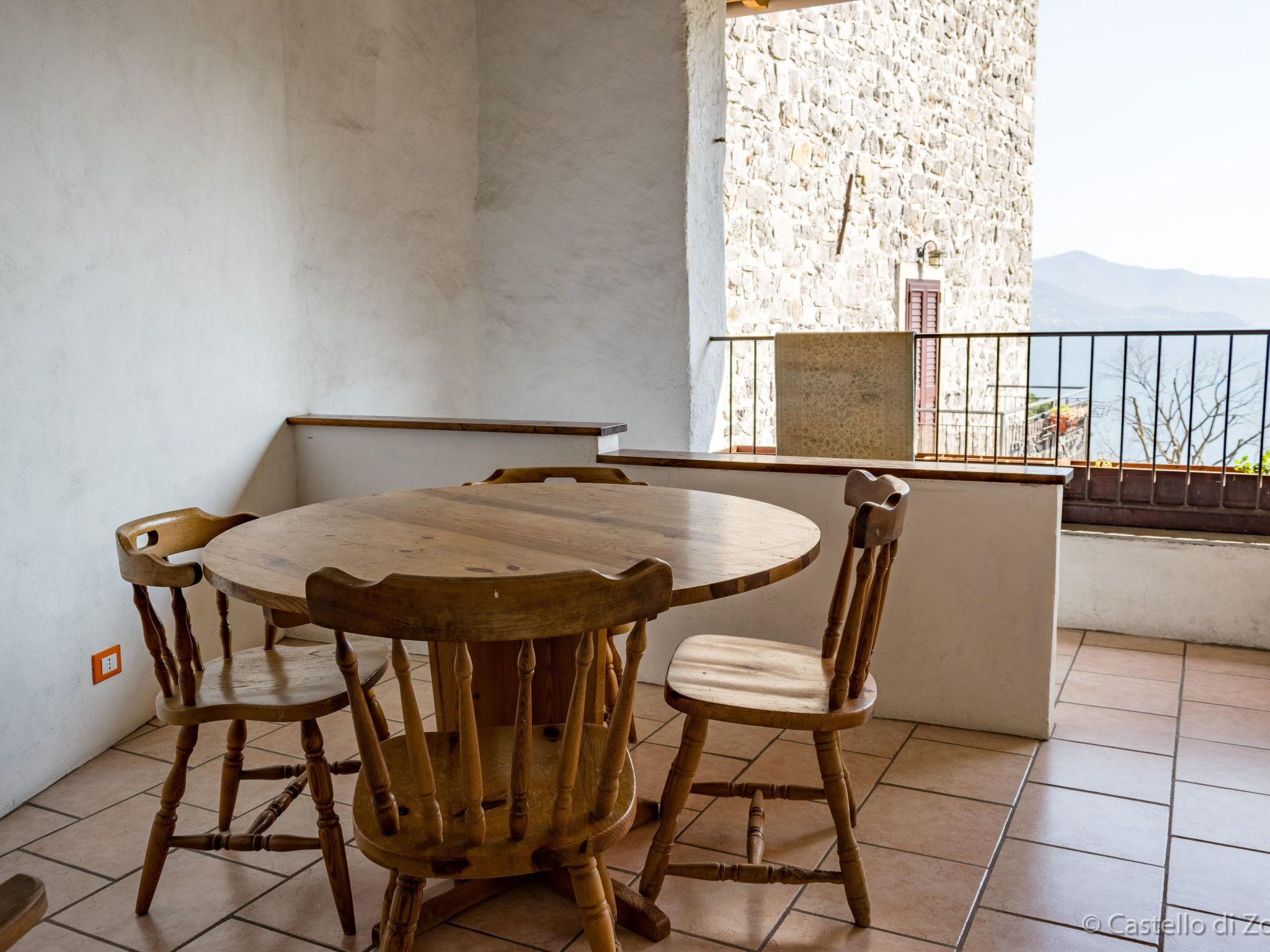 Historisches Haus mit Seeblick-Binnen