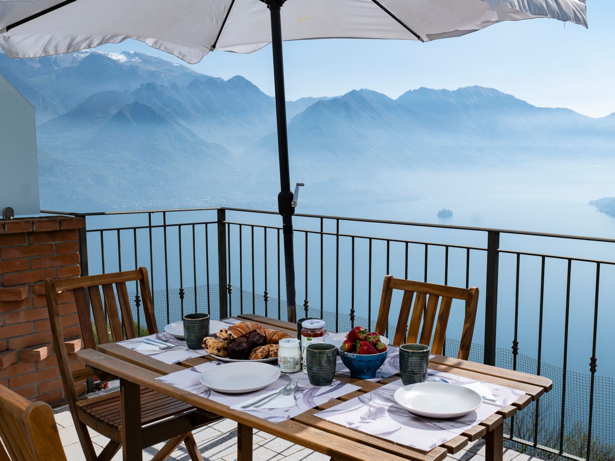 Cherubino 2", Dreizimmerwohnung mit Pool und Terrasse-Binnen