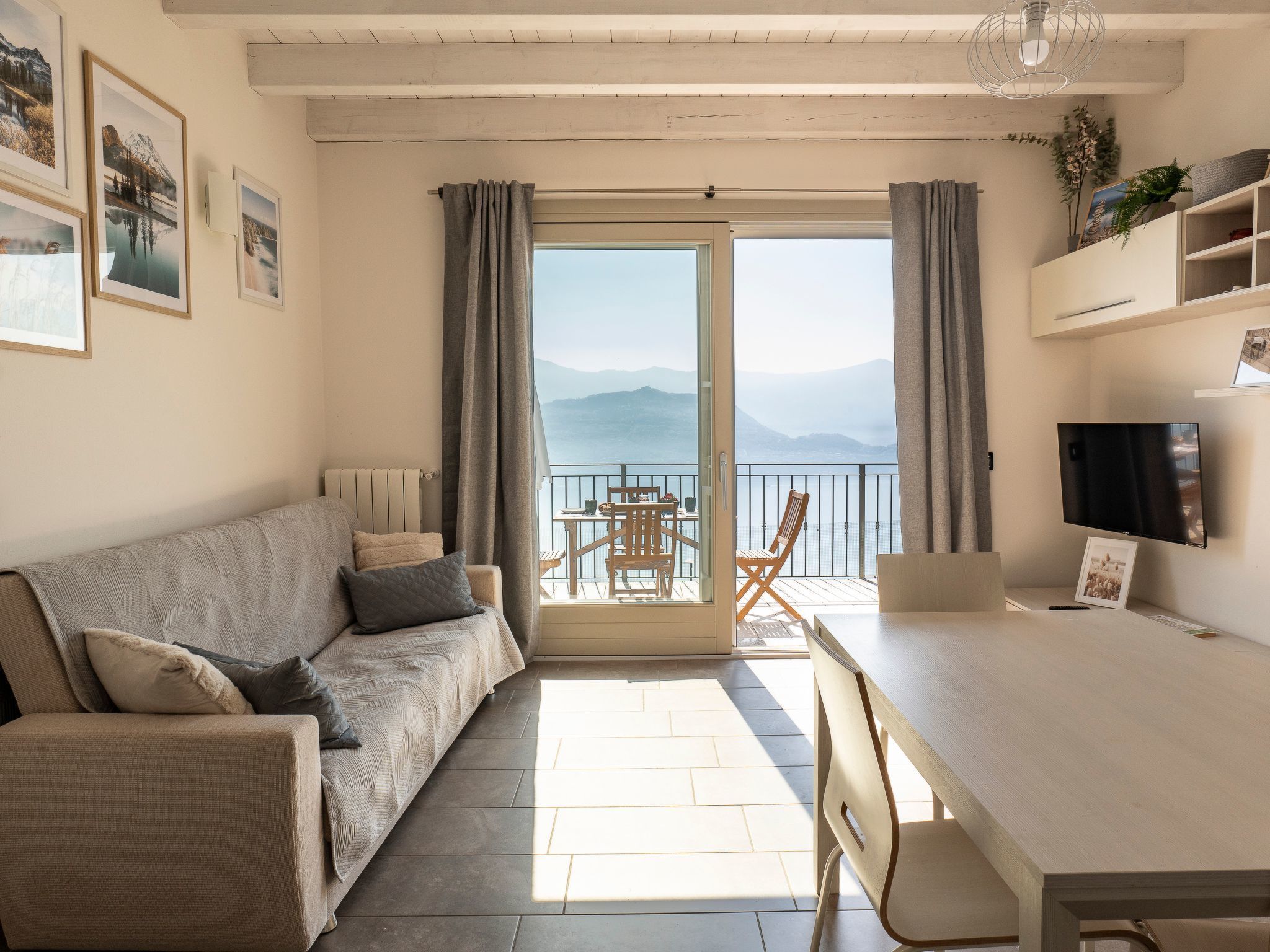 Cherubino 2", Dreizimmerwohnung mit Pool und Terrasse-Binnen