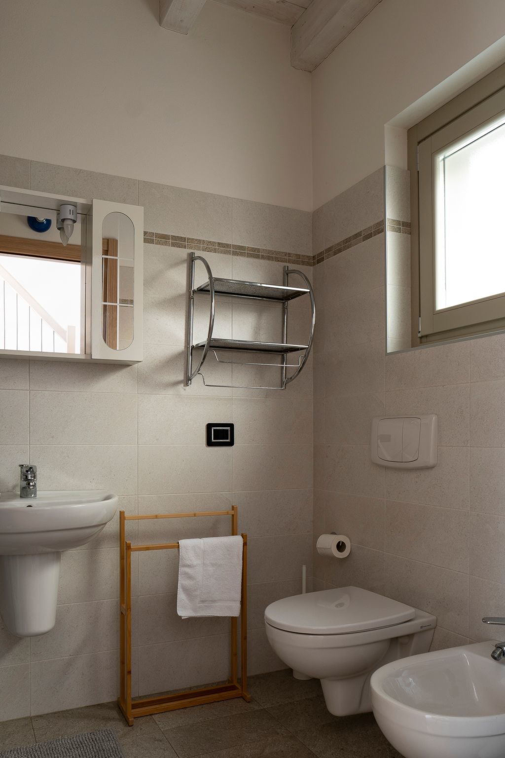 Cherubino 2", Dreizimmerwohnung mit Pool und Terrasse-Binnen