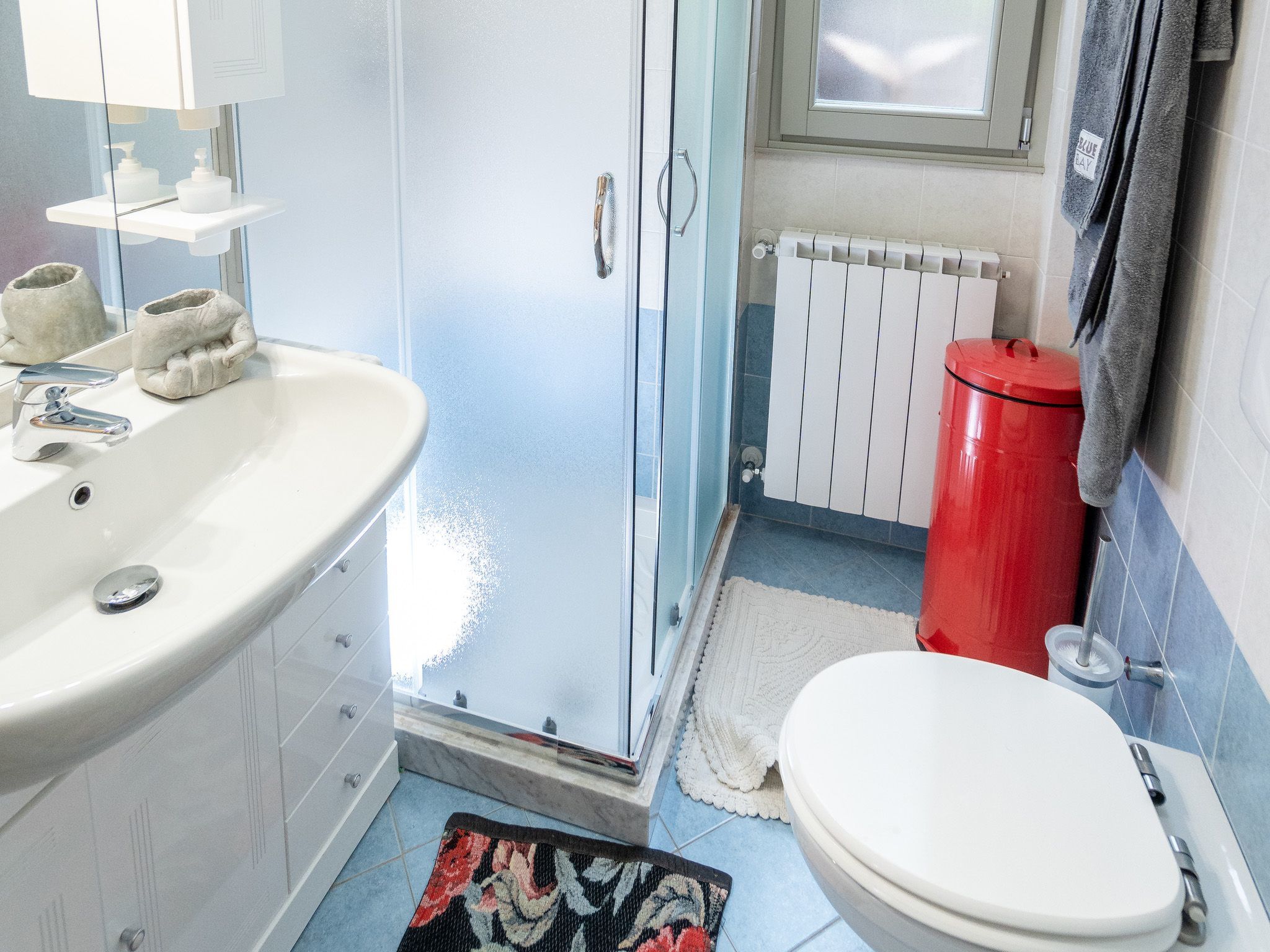 Serafino - Terrasse und Pool am Iseosee-Drinnen