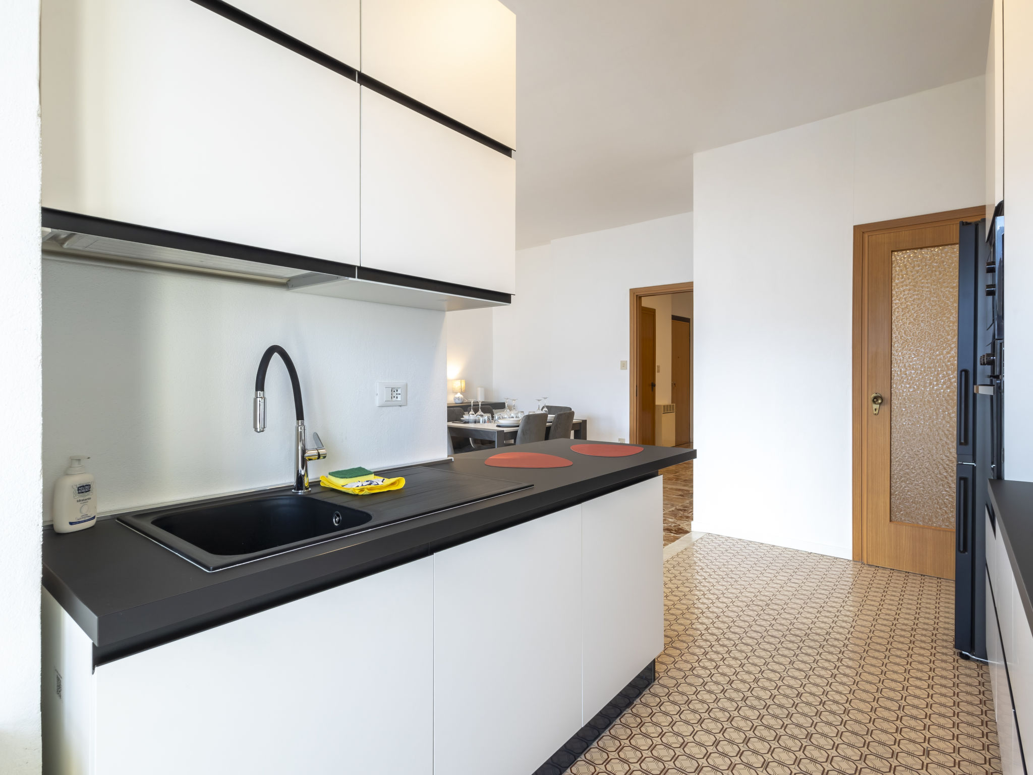 Lovere Balcony View-Binnen