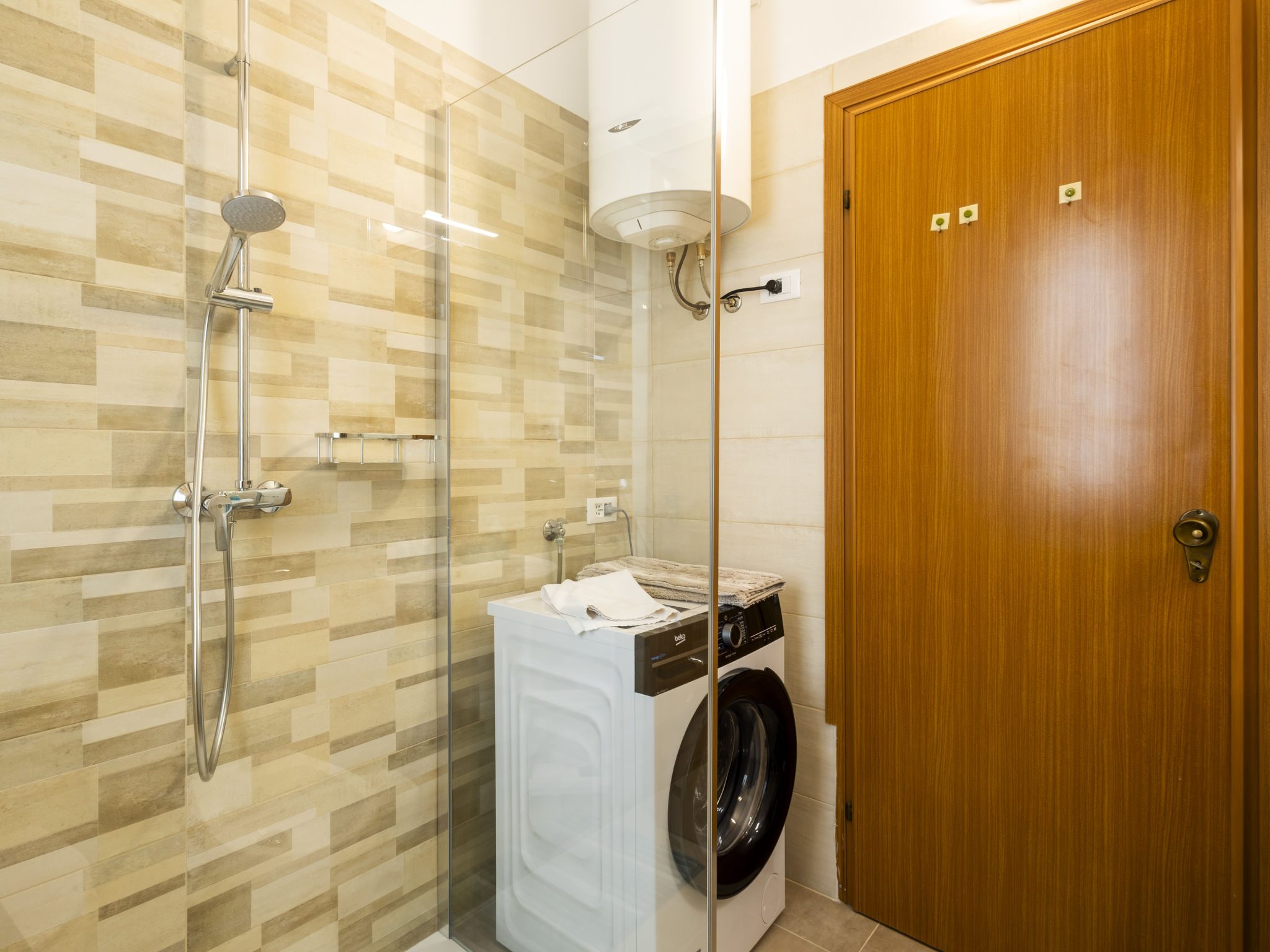 Lovere Balcony View-Binnen