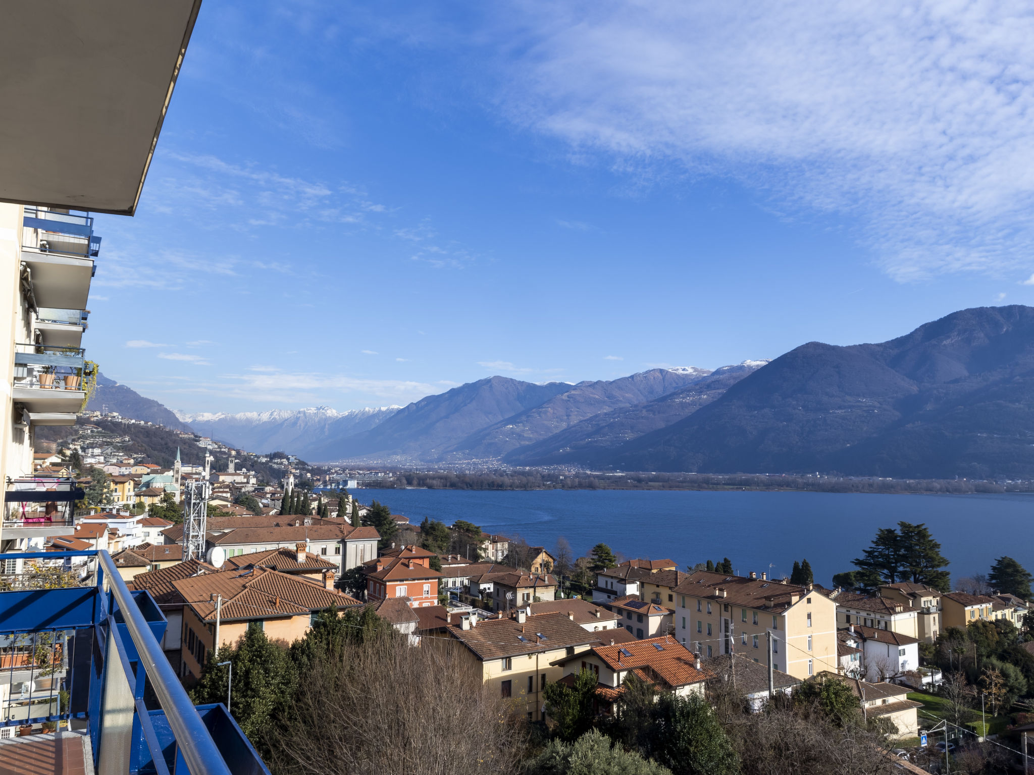 Lovere Balcony View-Buiten