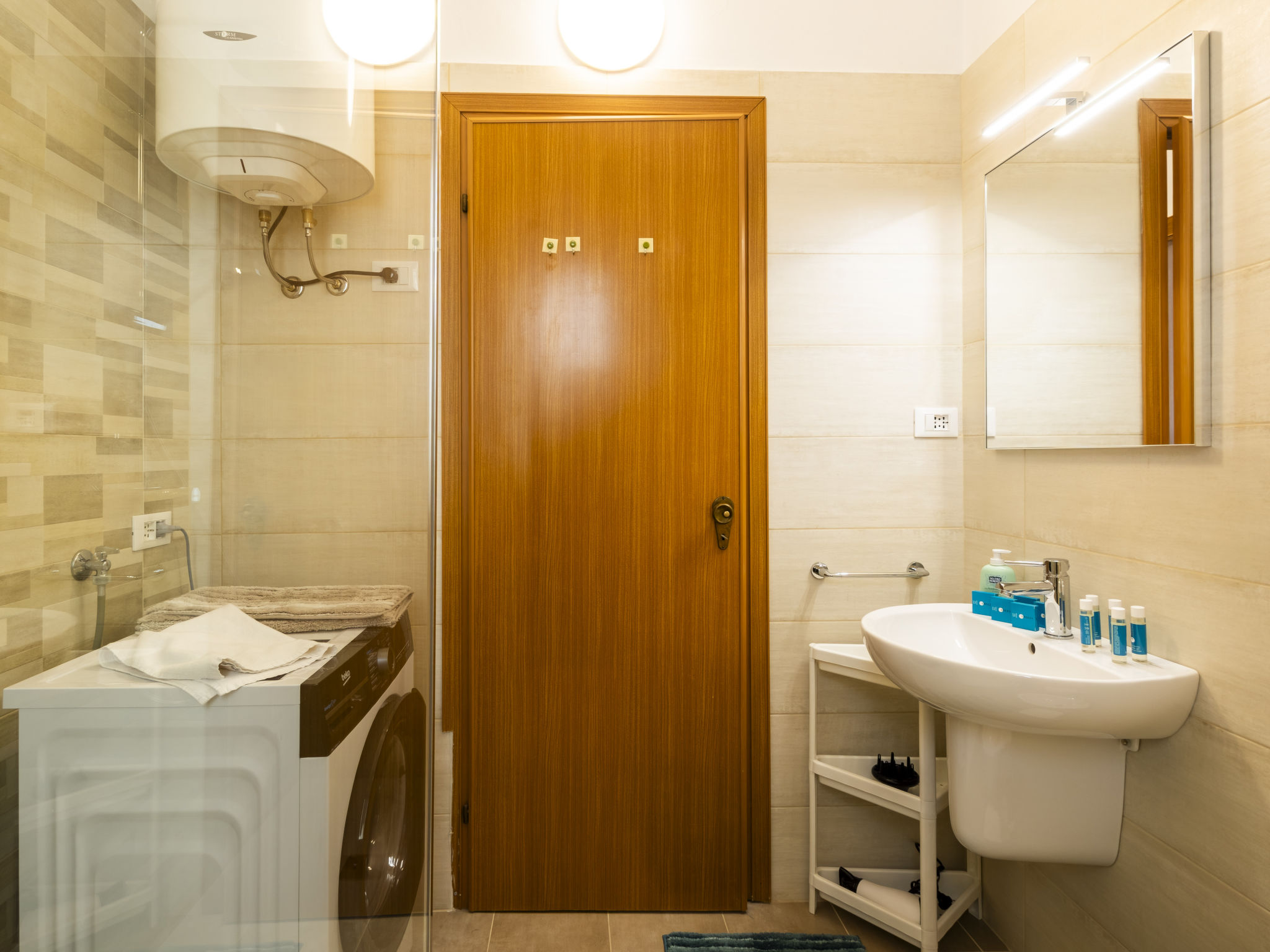 Lovere Balcony View-Binnen