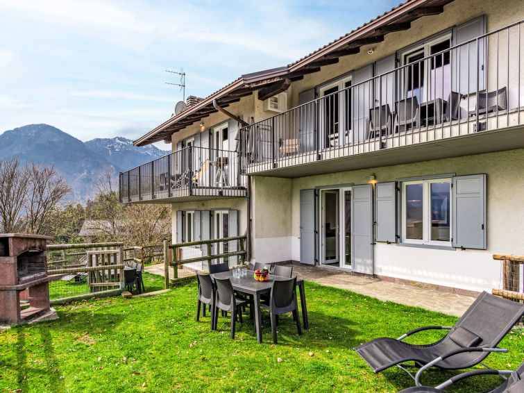Appartement Europa: Op 1 km van het centrum bij Lago di Ledro in Lago di Ledro