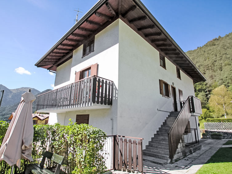 Search and Stay destination Mezzolago, Trentino-Alto Adige - Italy from AU$ 186. Dromaè