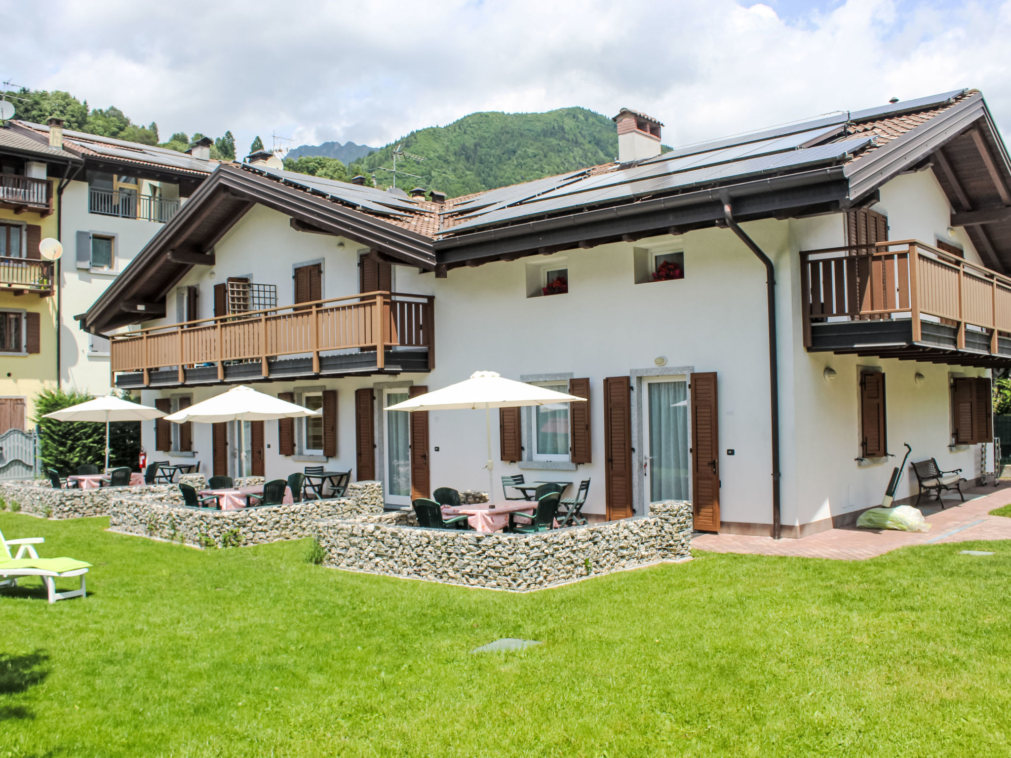 Ferienhaus mit umzäuntem Garten in Lago di Ledro (Italien) und 2 Hunde erlaubt