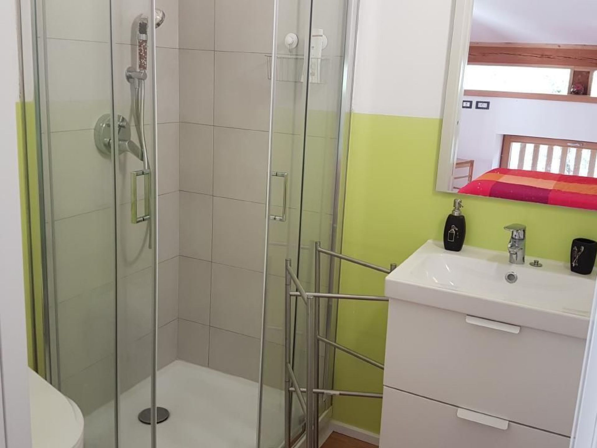 Ferienvilla 'Iagra' mit Wasserblick-Drinnen