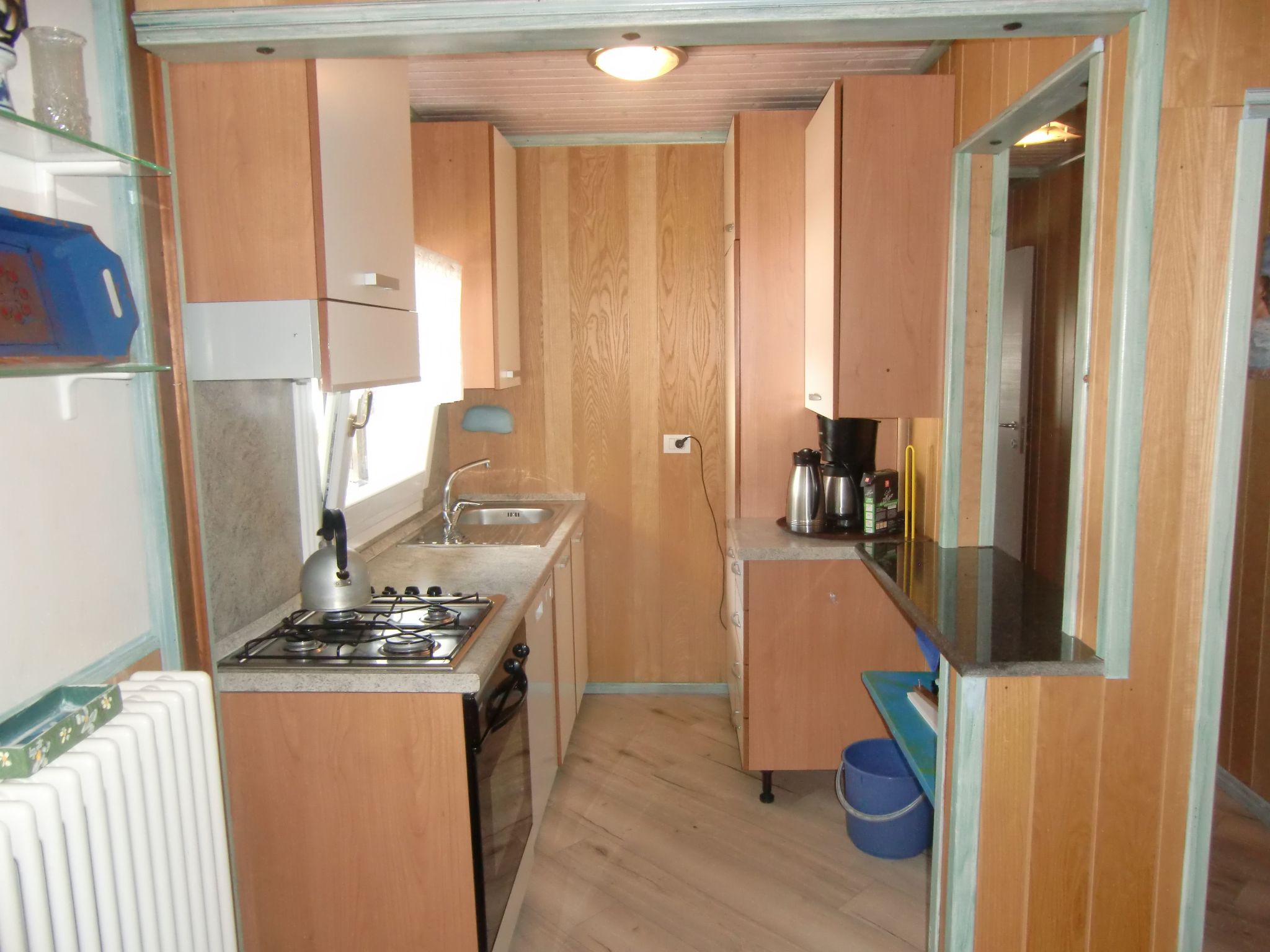 Freistehendes Haus mit eingezäuntem Privatgarten-Binnen