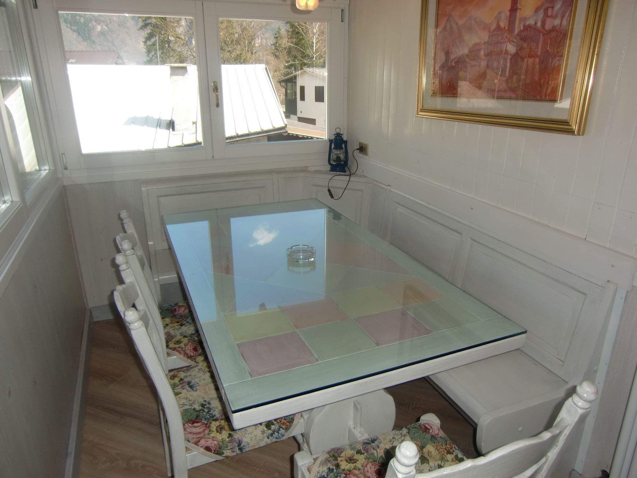 Freistehendes Haus mit eingezäuntem Privatgarten-Binnen