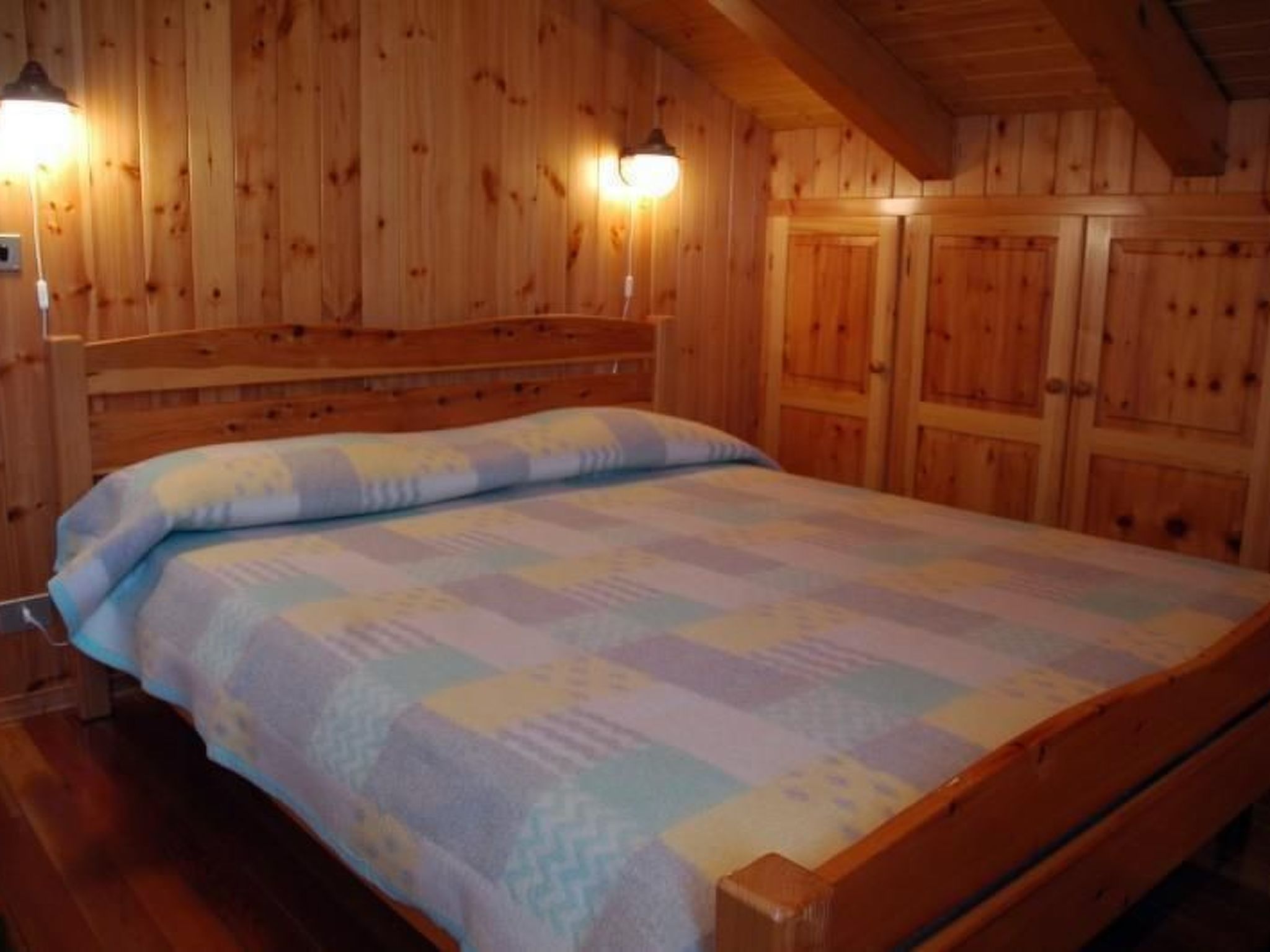 2-stöckige Wohnung mit privatem Garten-Binnen