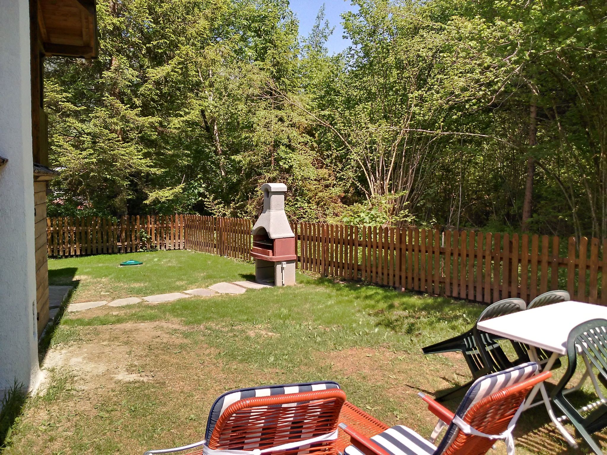 Freistehendes Haus mit privatem Garten-Binnen