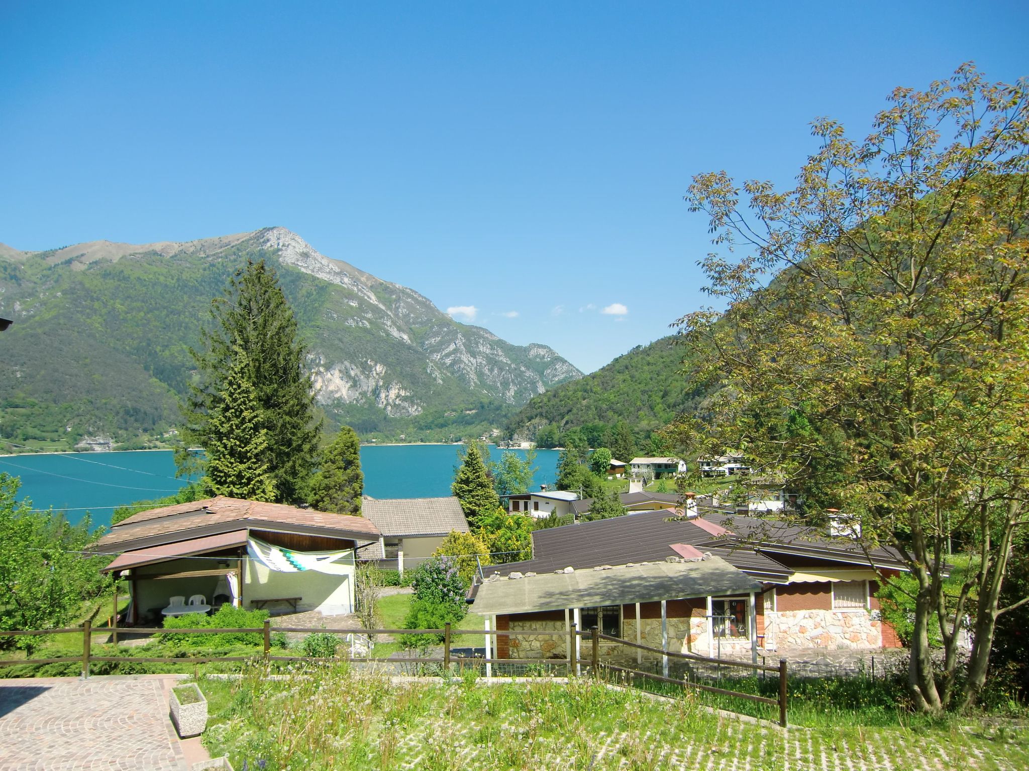 Erdgeschosswohnung mit Seeblick-Binnen