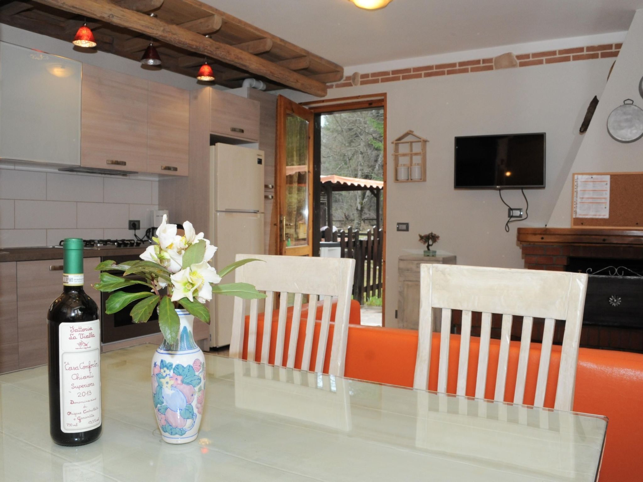 Erdgeschosswohnung mit privatem Garten-Dedans