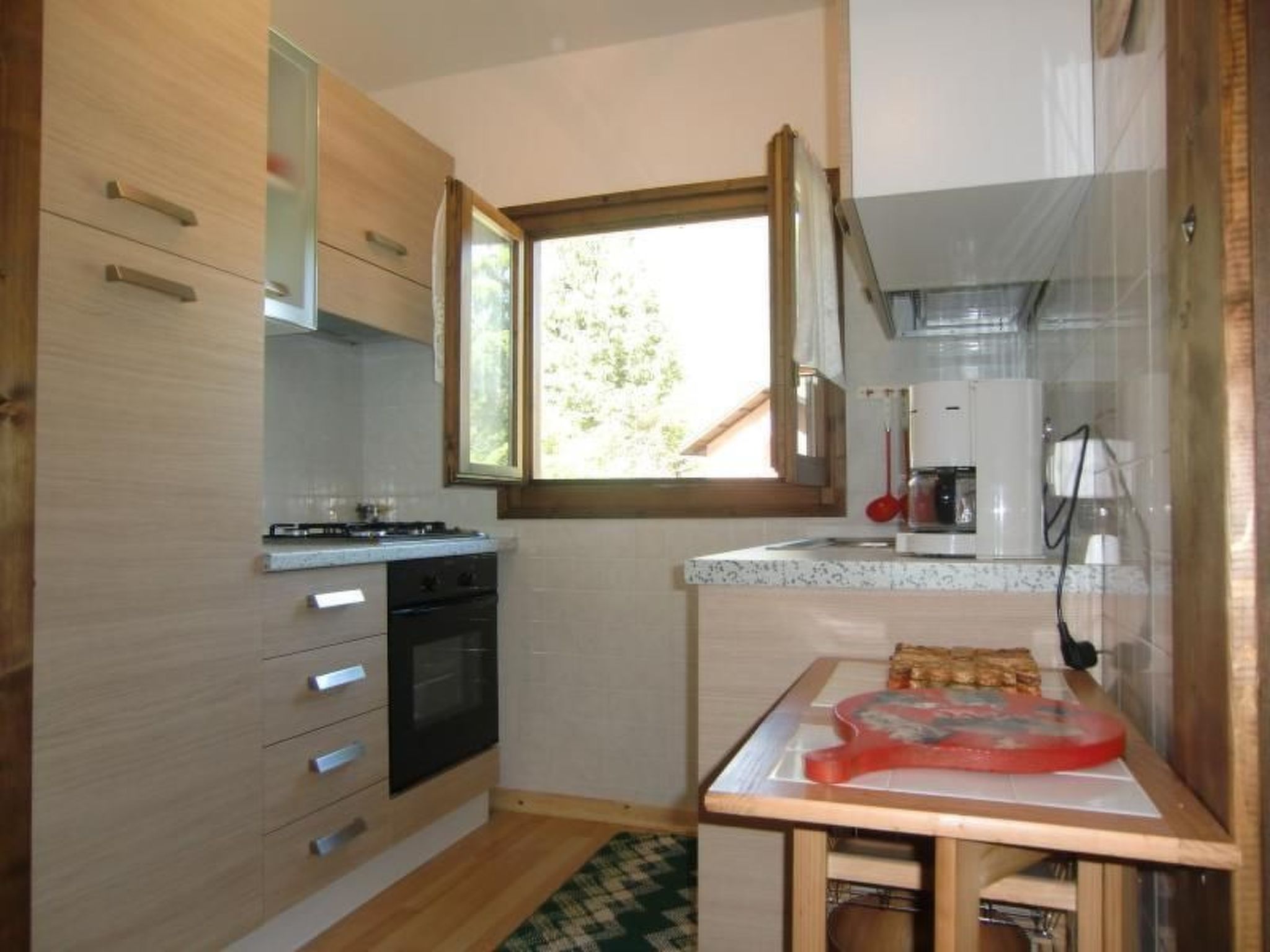 Freistehendes Haus mit Veranda mit Seeblick-Binnen