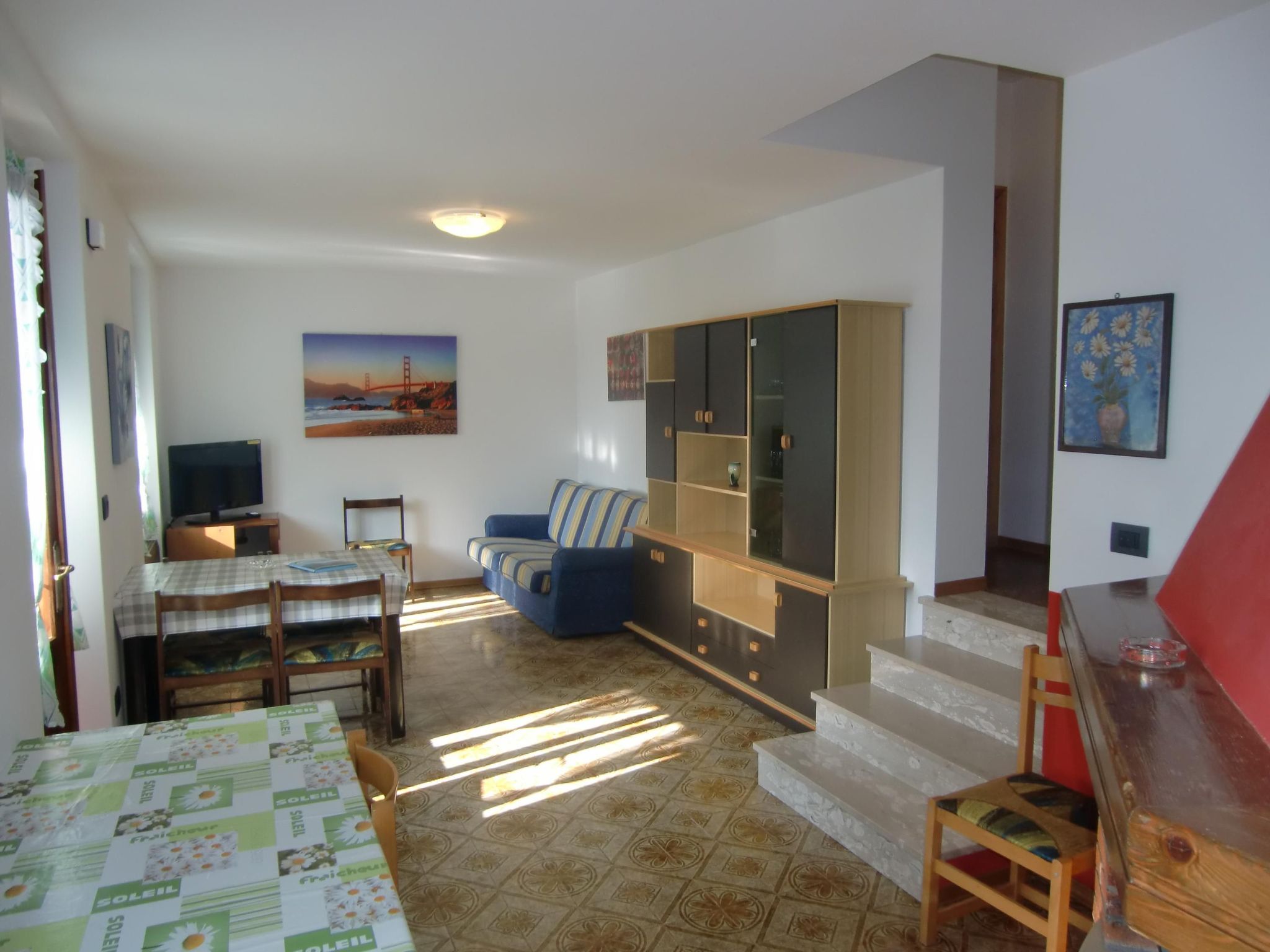 WOHNUNG IM ERDGESCHOSS MIT POSITION IM ÜBERBLICK - Image 2