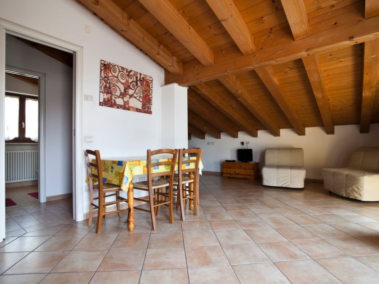 Dachgeschosswohnung Mit Privatparkplatz - Lake Garda