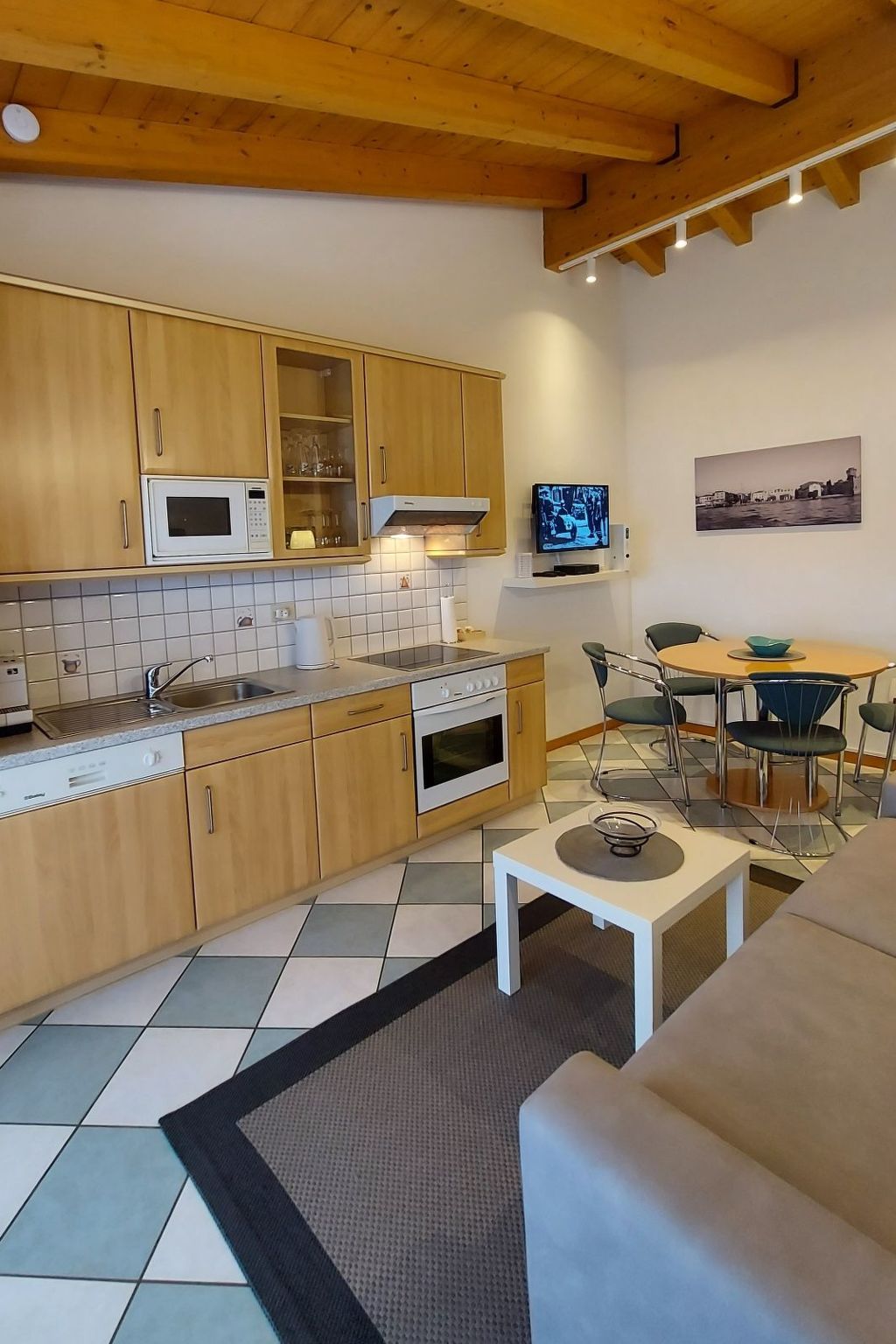 APART DINA LAZISE-Binnen