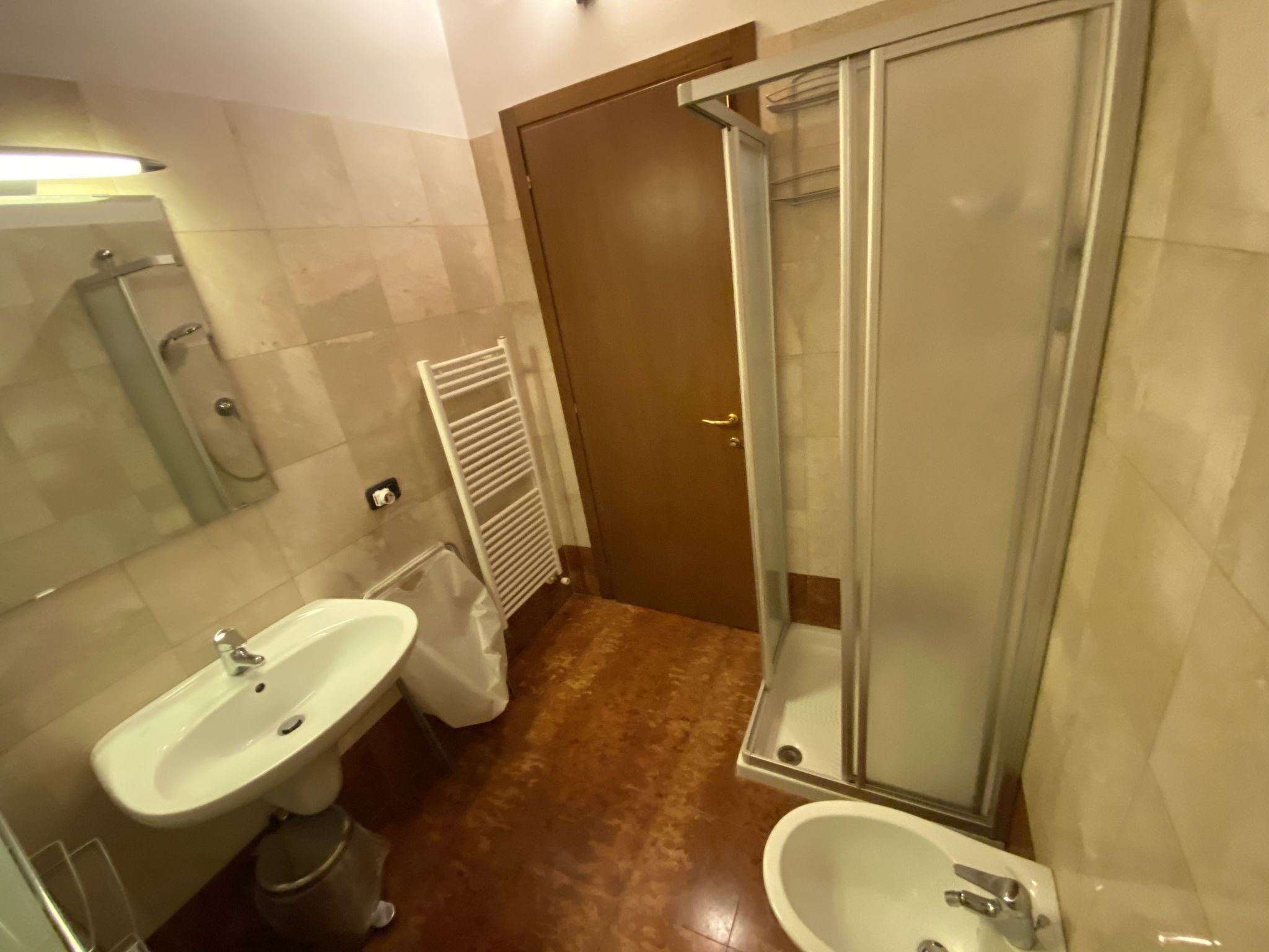 P-12 FEWO GARDALAND-Inside