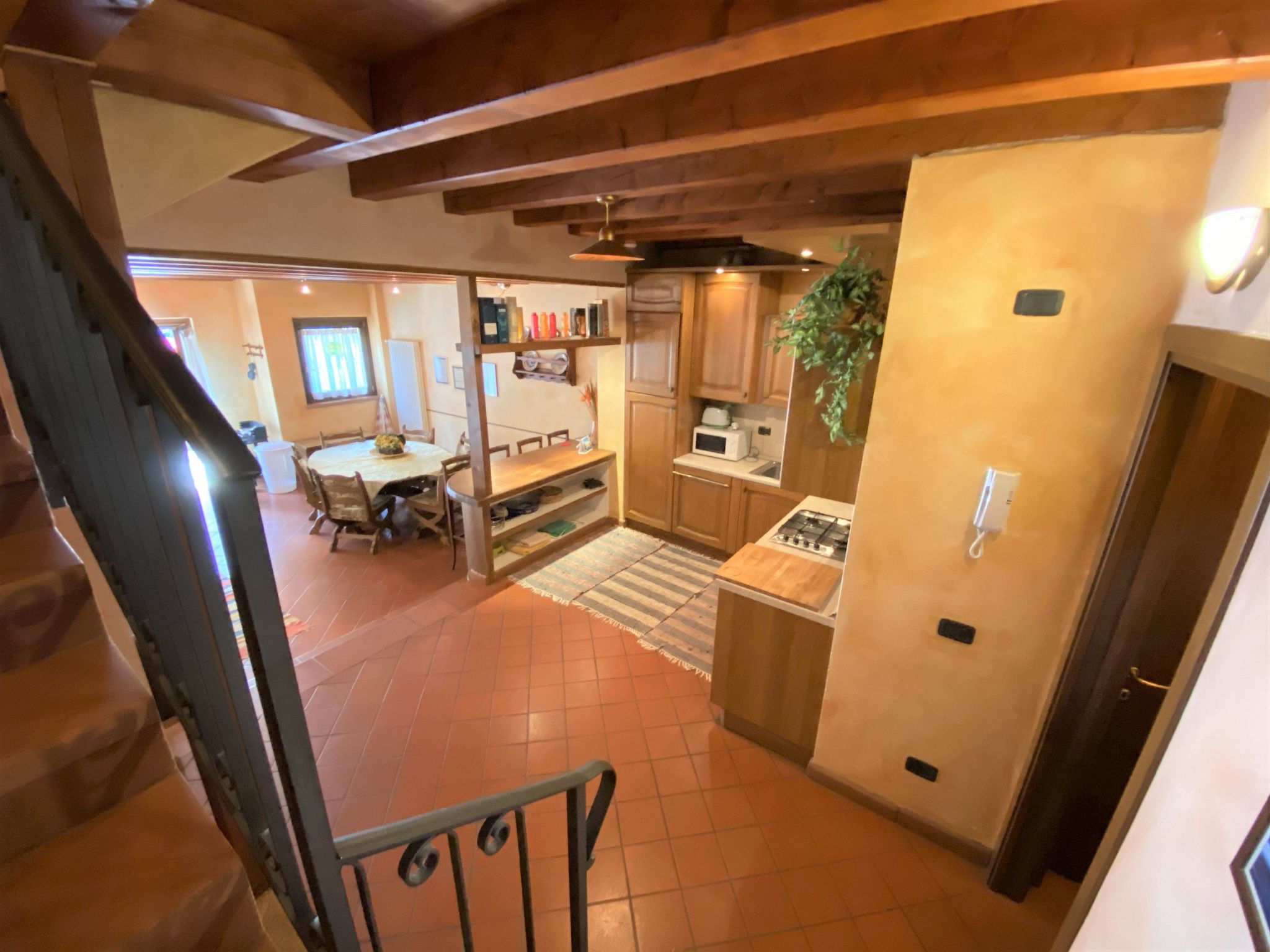 P-12 FEWO GARDALAND-Inside