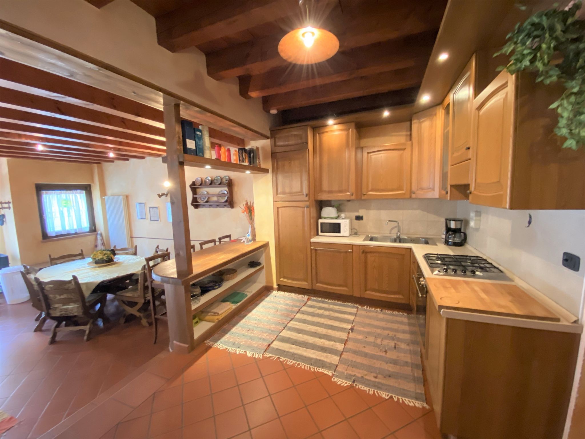 P-12 FEWO GARDALAND-Inside