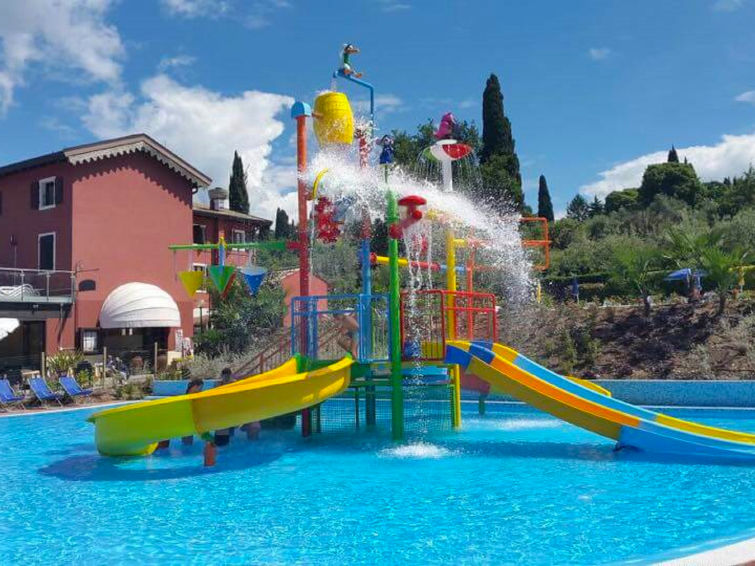 Family Camping Serenella