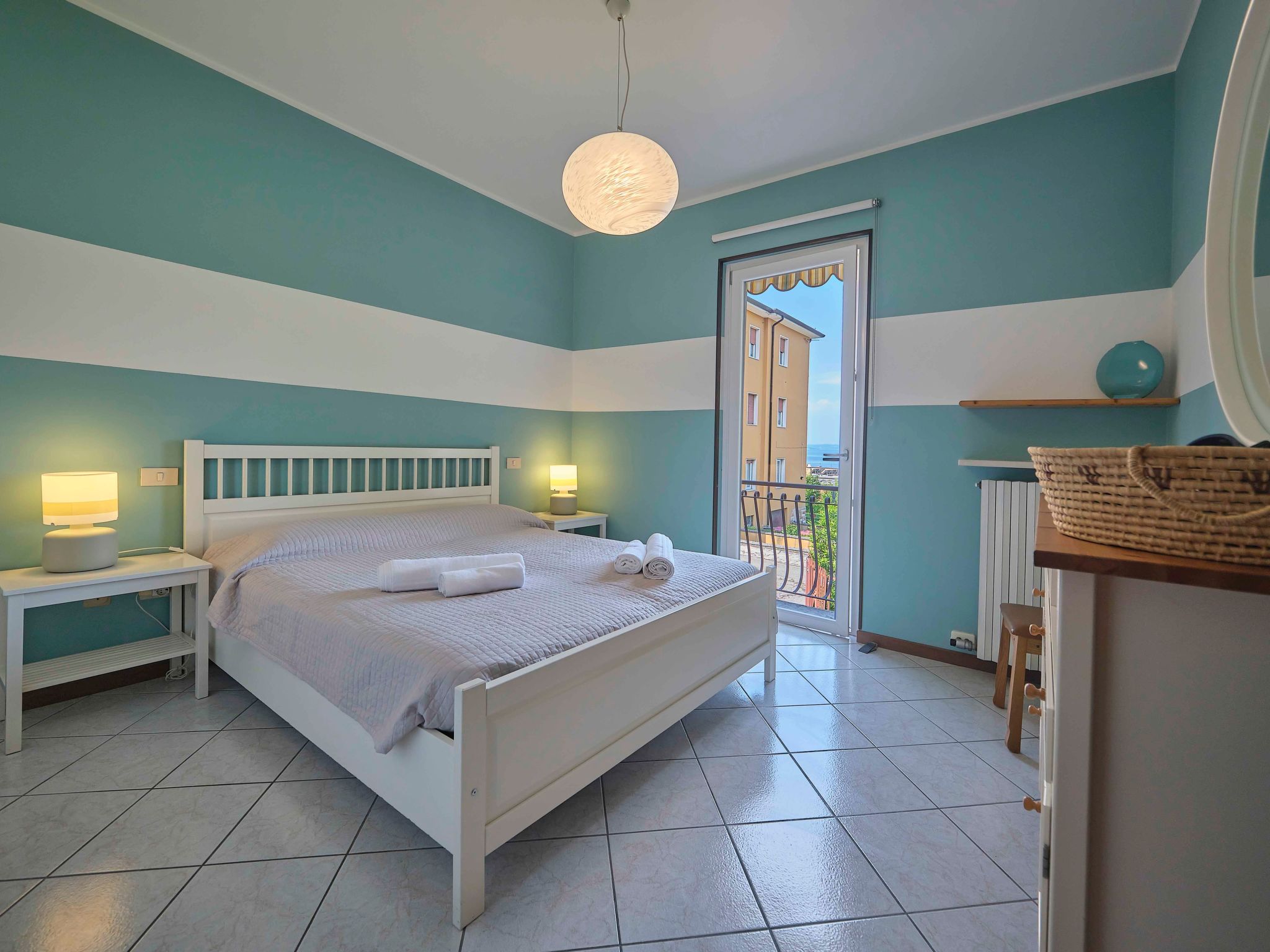 Mit Seeblick und privatem Garten-Binnen