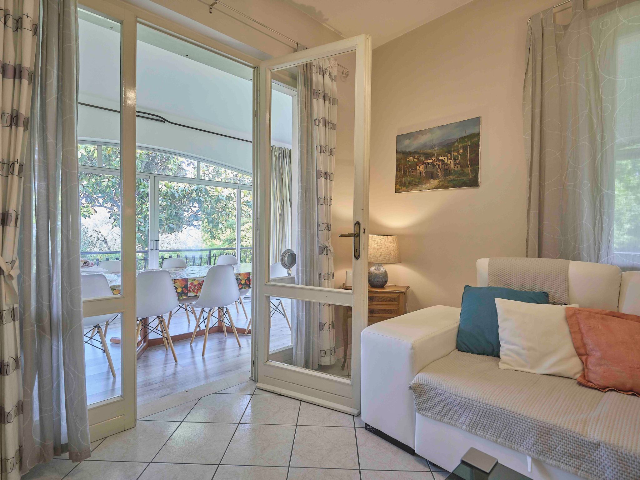 Mit Seeblick und privatem Garten-Binnen