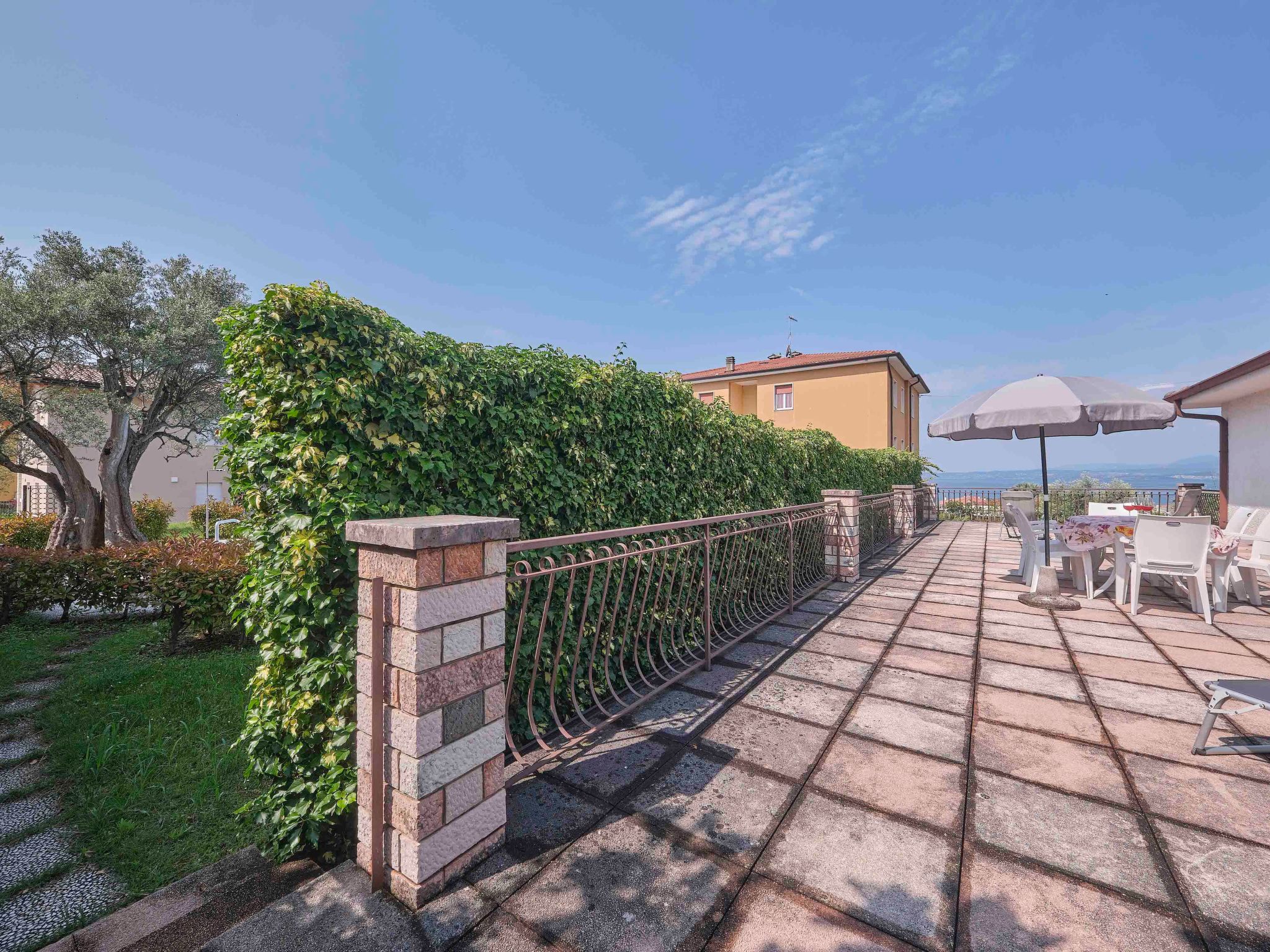 Mit Seeblick und privatem Garten-Binnen