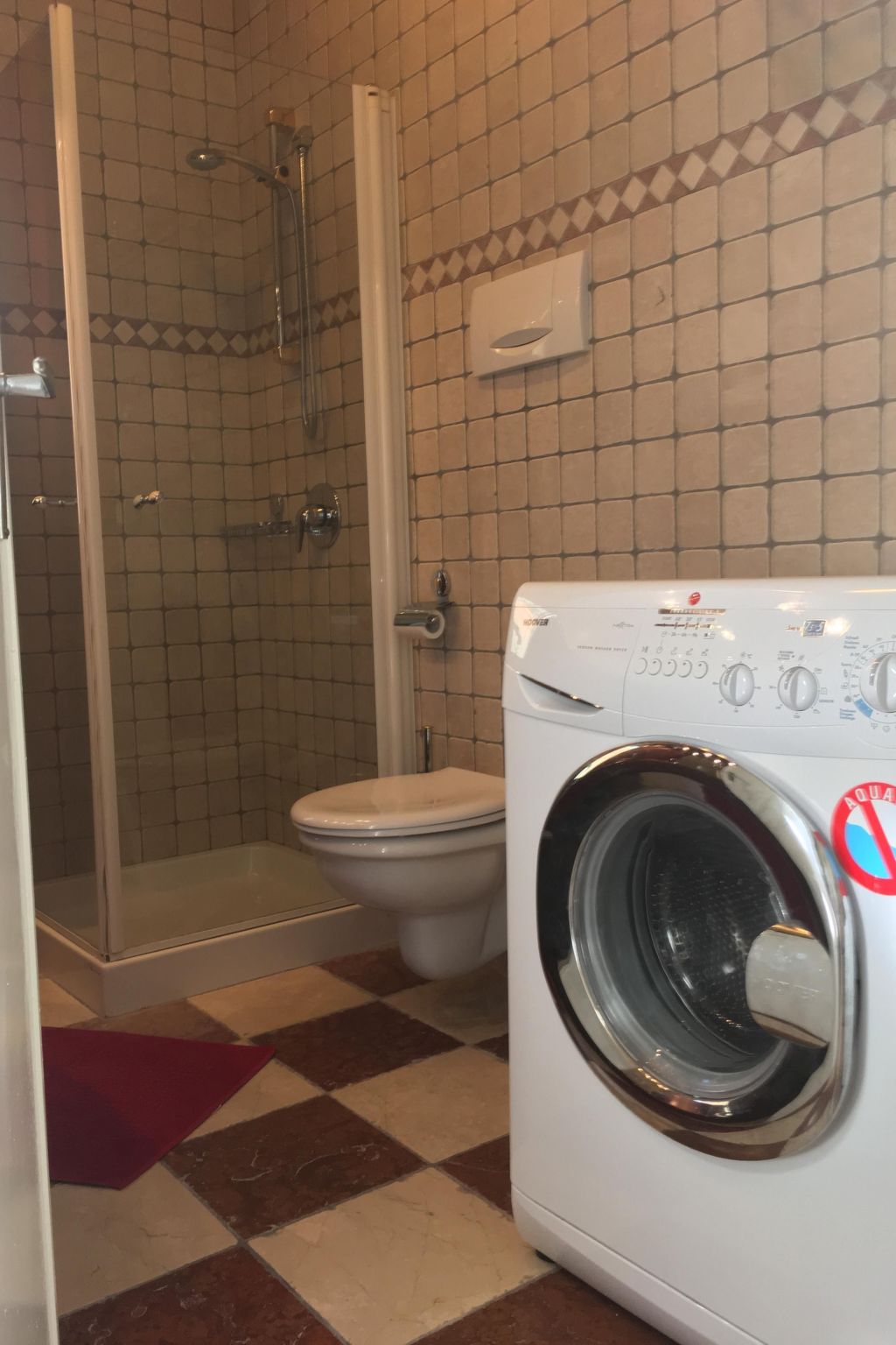 Villetta Montavolo in traumhafter Panoramalage-Binnen