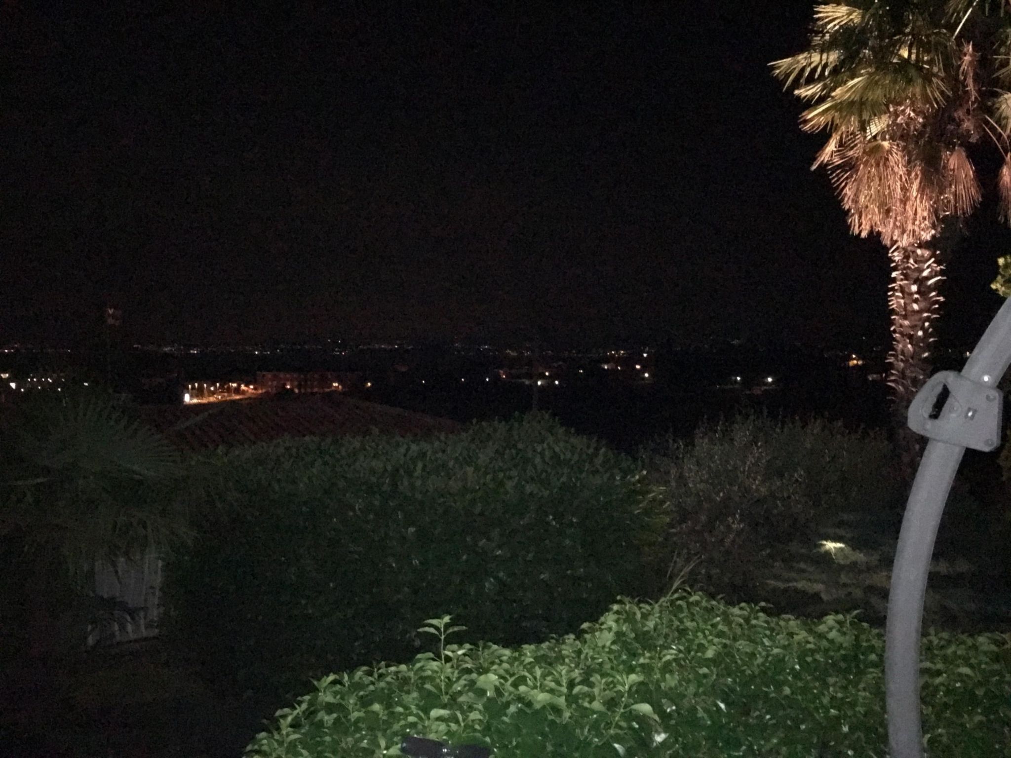 Villetta Montavolo in traumhafter Panoramalage-Binnen