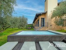 Villa i Roccoli: Luxe vrijstaande villa met privézwembad tussen de olijfbomen - thumbnail 3