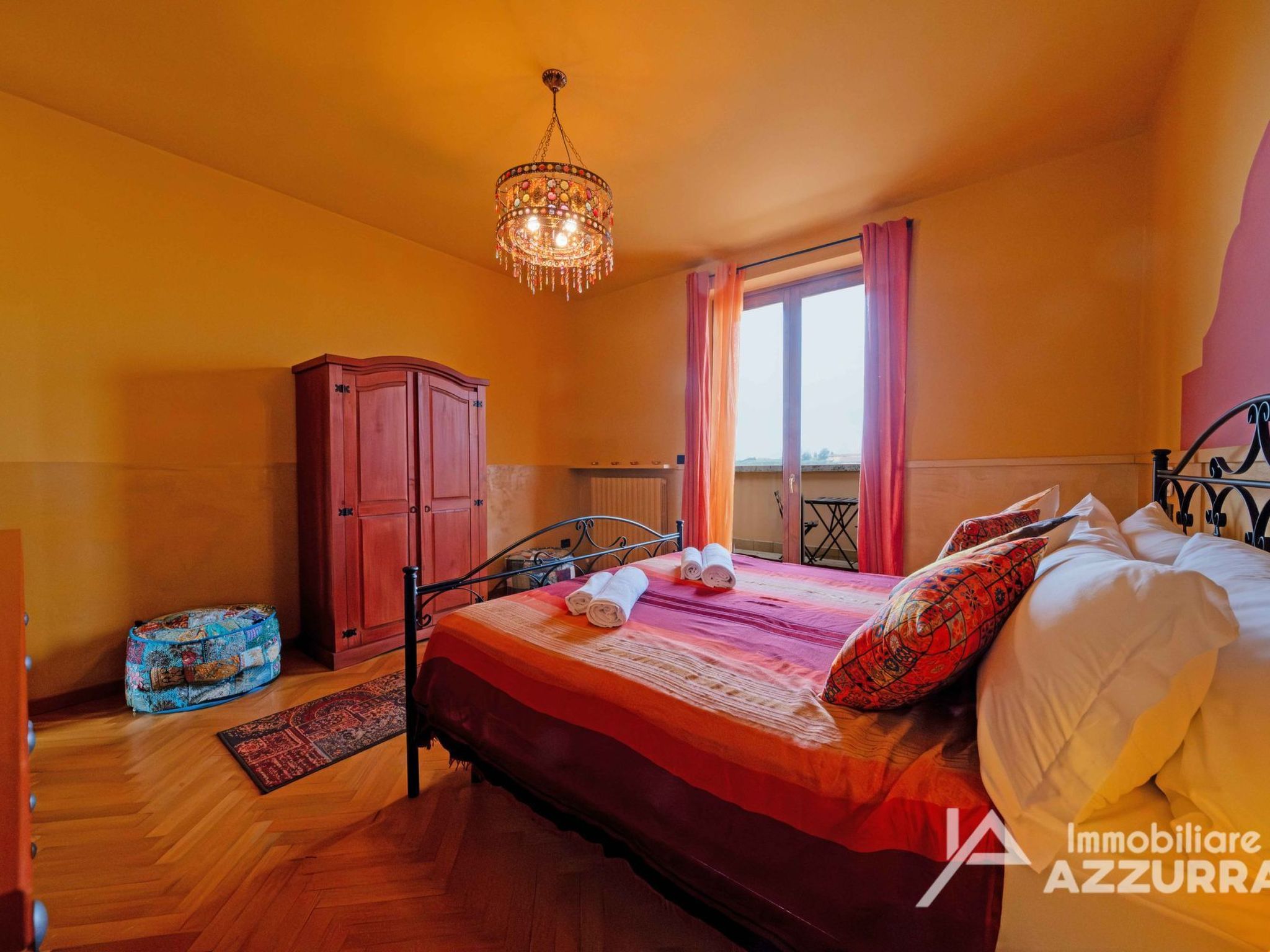 Photo of Villa i Roccoli, zwischen Olivenbäumen mit priva